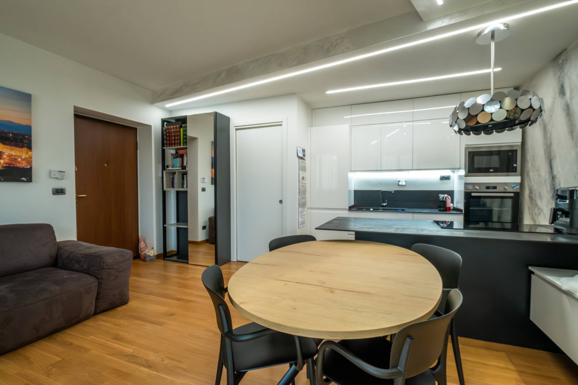 Appartamento in vendita a Pecetto Torinese, Semi Centro