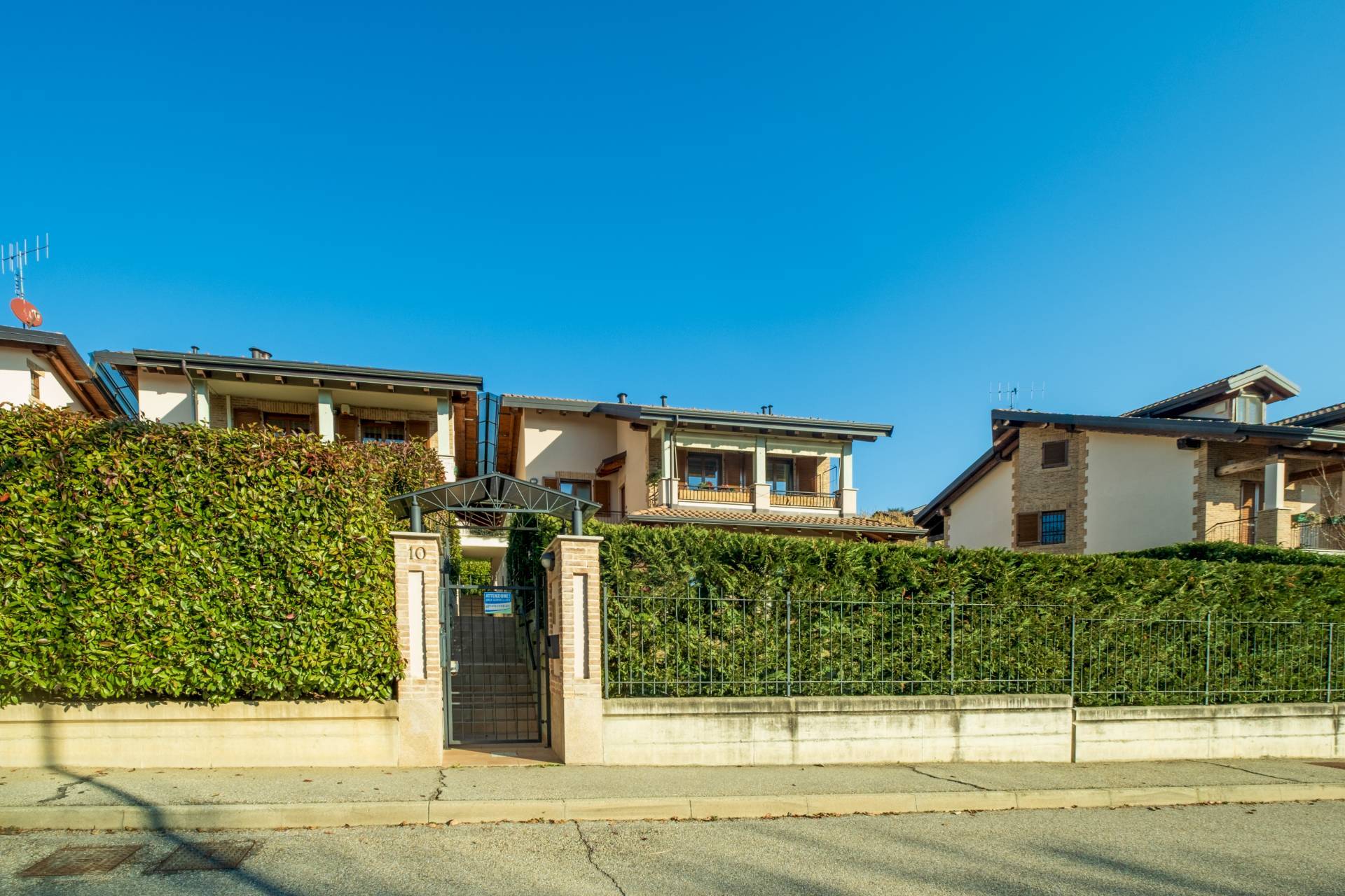 Appartamento in vendita a Pecetto Torinese, Semi Centro