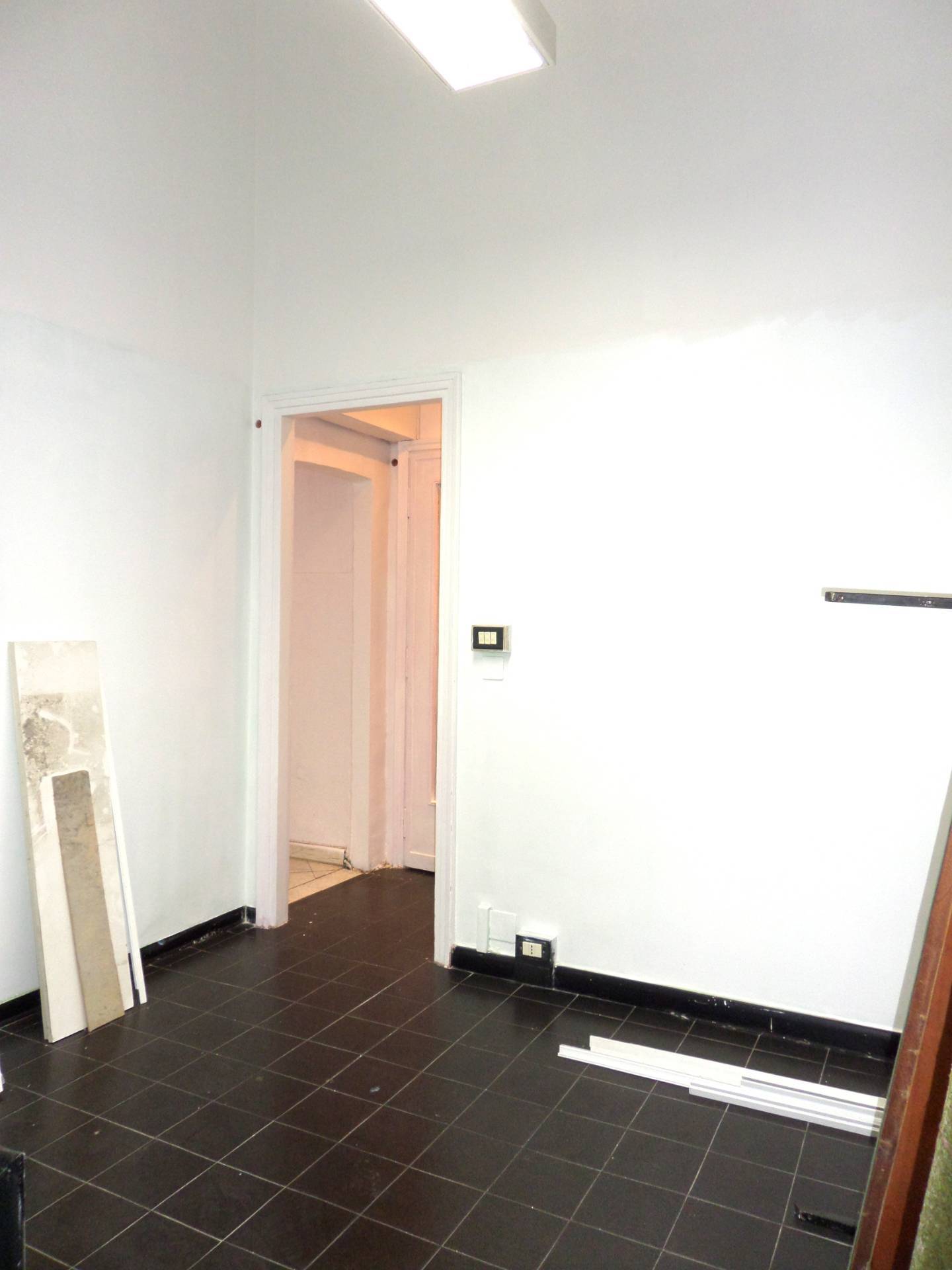 Studio/Ufficio in vendita a Torino, San Salvario