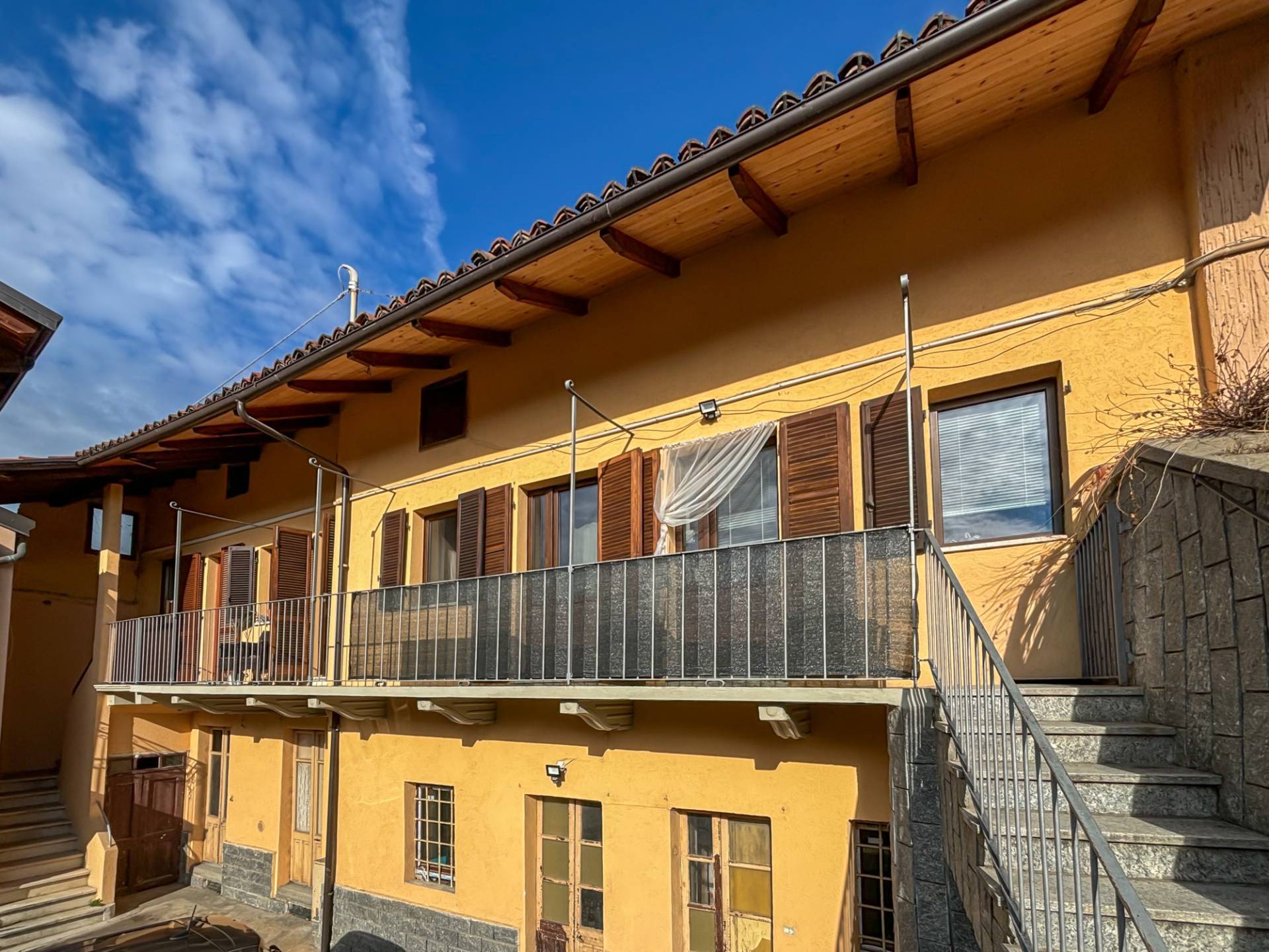 Porzione di casa in vendita a Avigliana, Centrale