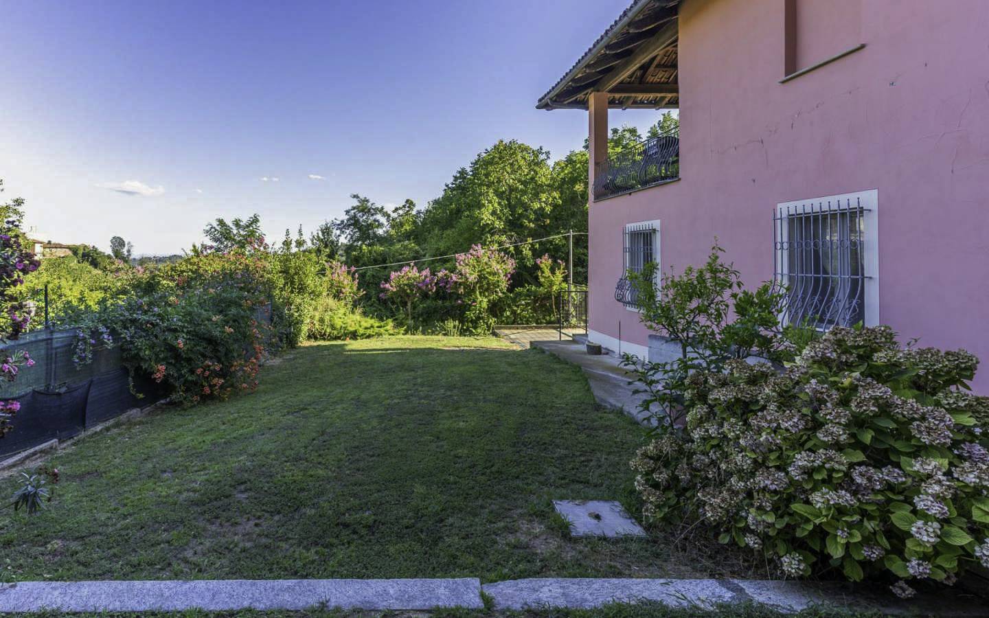 Casa indipendente in vendita a Cortanze, Cortanze