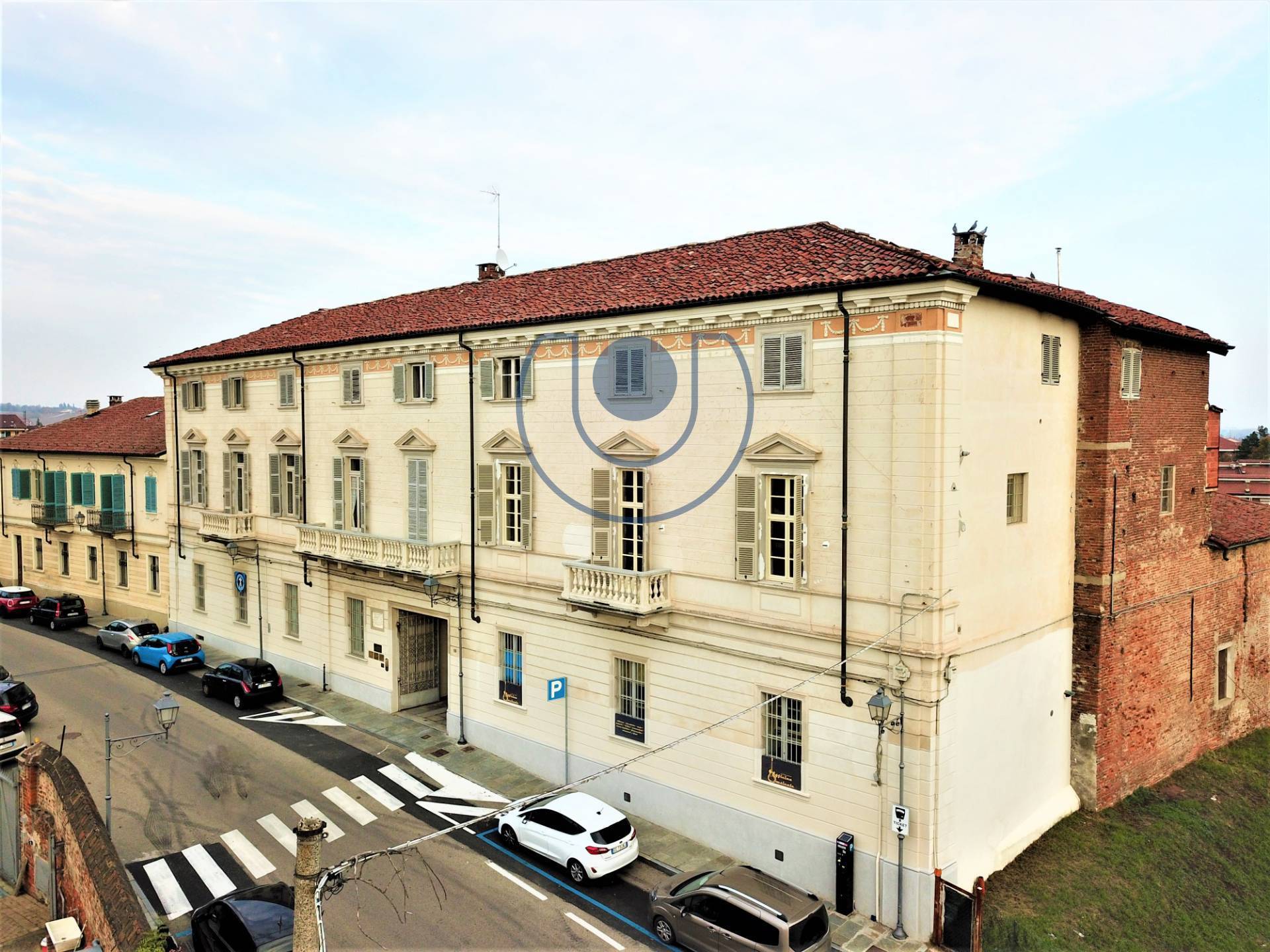 Stabile/Palazzo da ristrutturare, Chieri centro storico