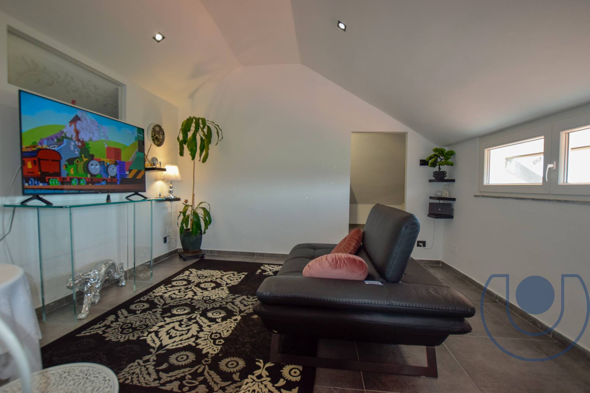 Mansarda in vendita a Pino Torinese, Centro