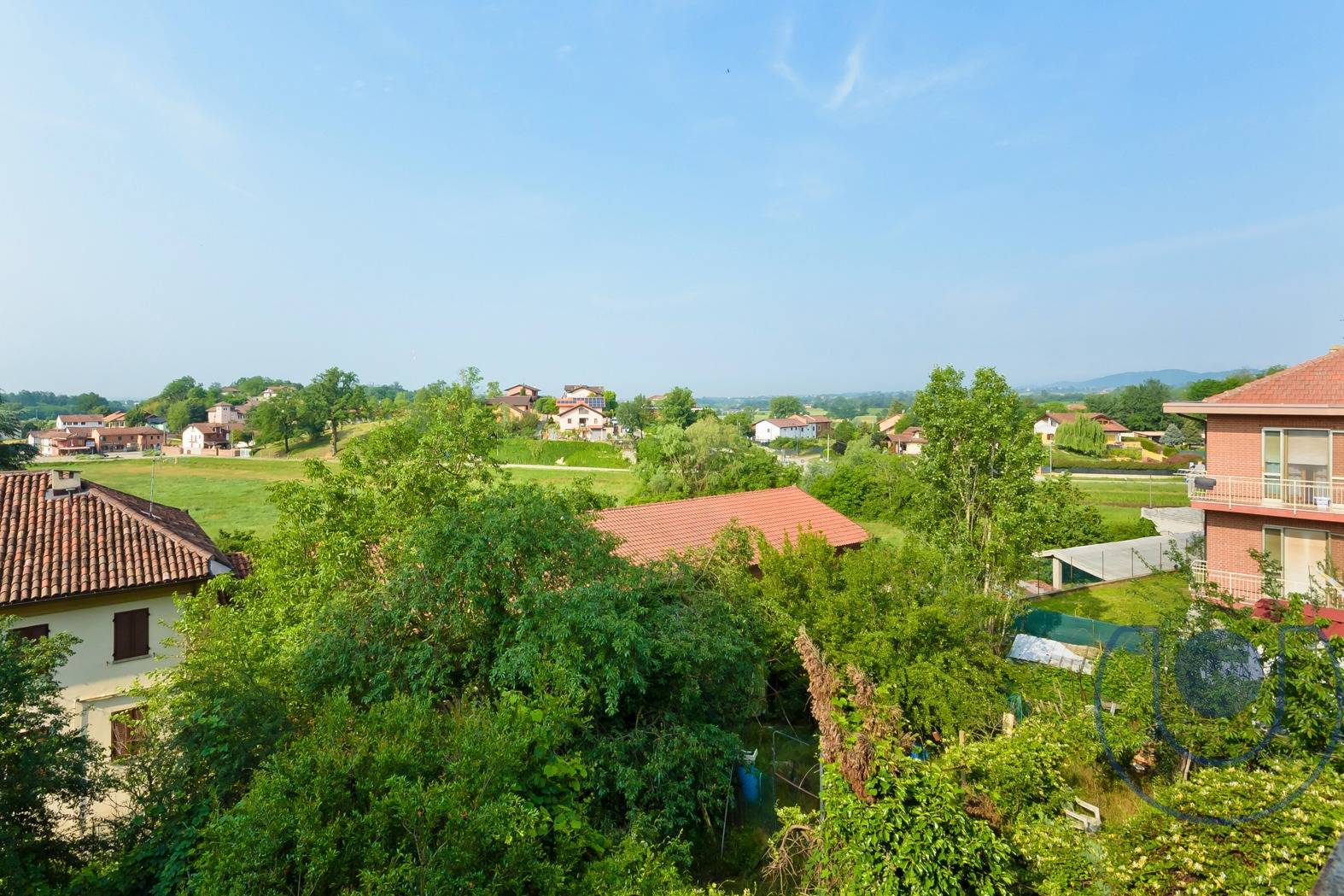 Villa Bifamiliare in vendita a Arignano, Vicinanze Centro