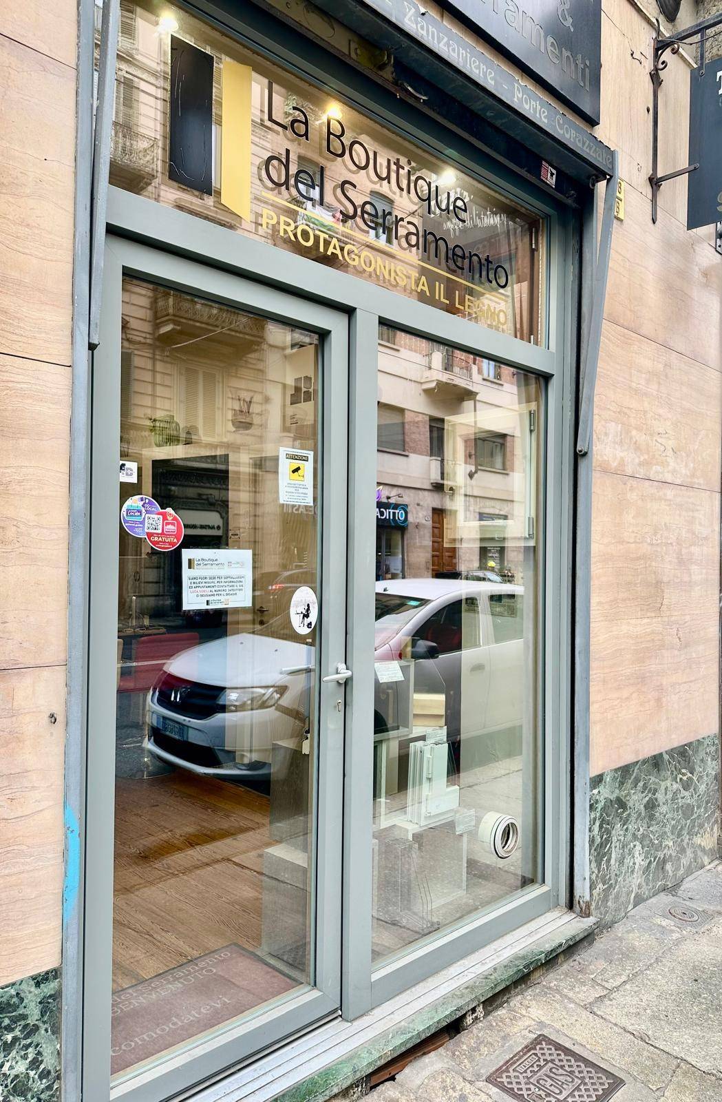 Attivit Commerciale - Negozio in affitto a Torino