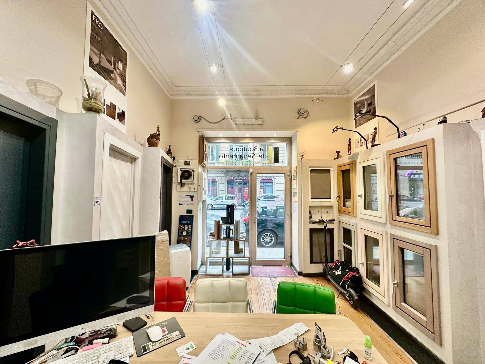 Attivit Commerciale - Negozio in affitto a Torino