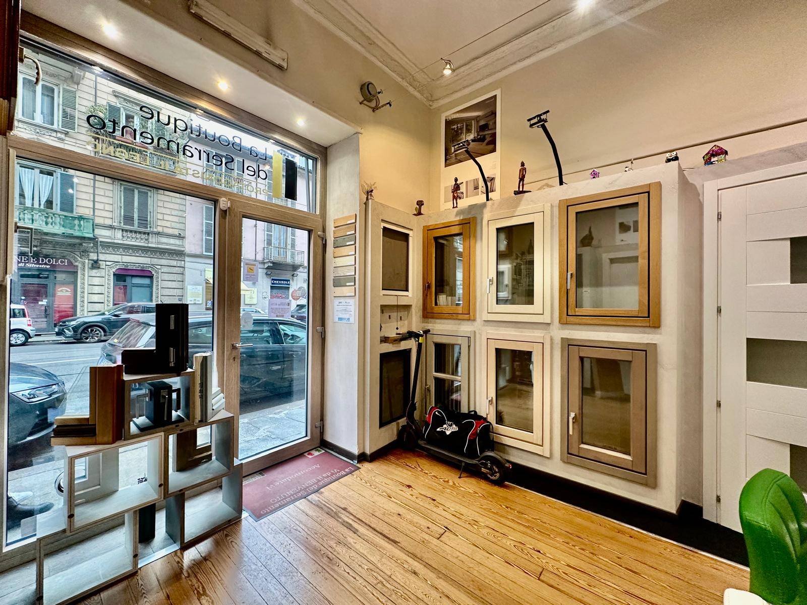 Attivit Commerciale - Negozio in affitto a Torino