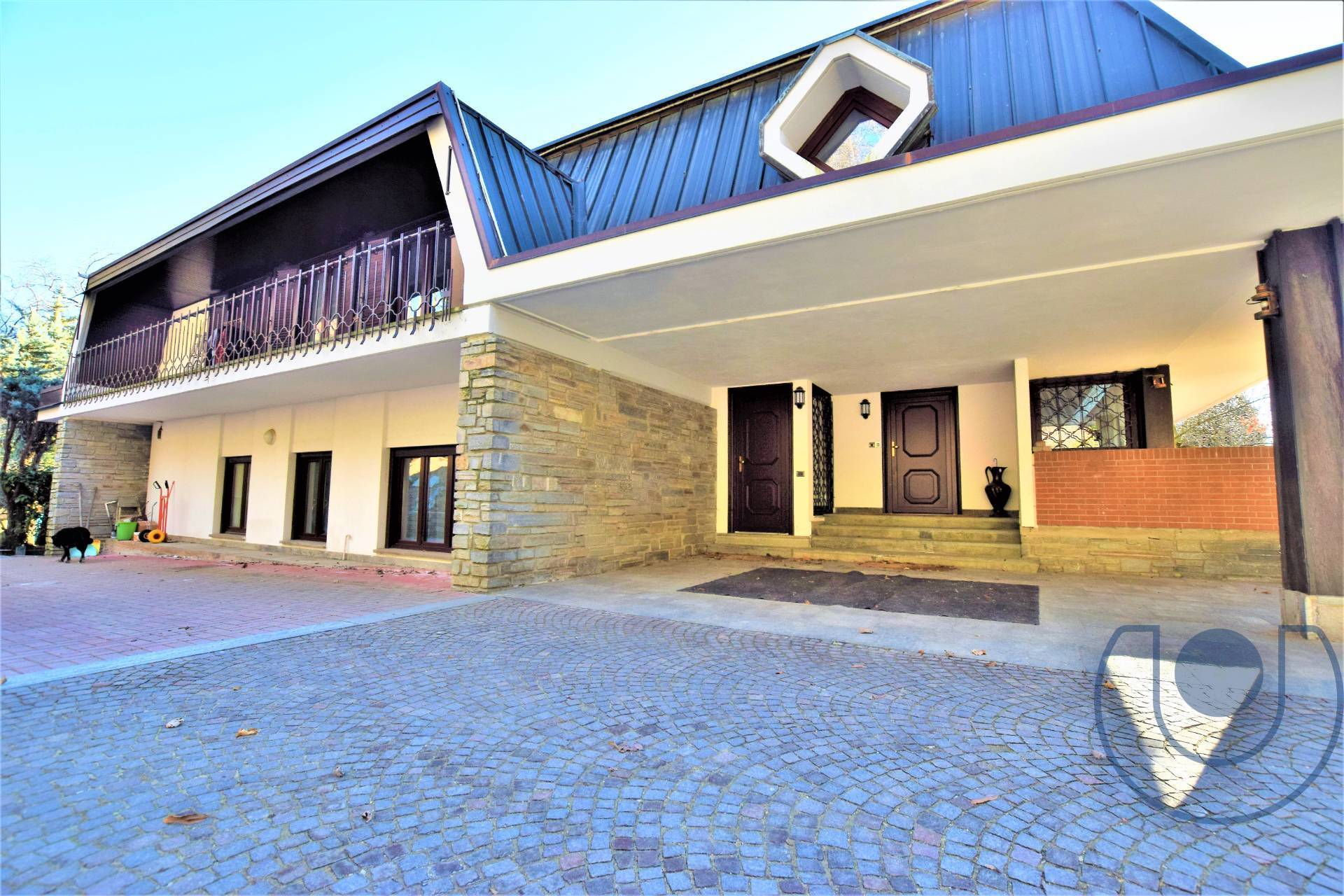 Villa Trifamiliare in vendita a Moncalieri, Revigliasco