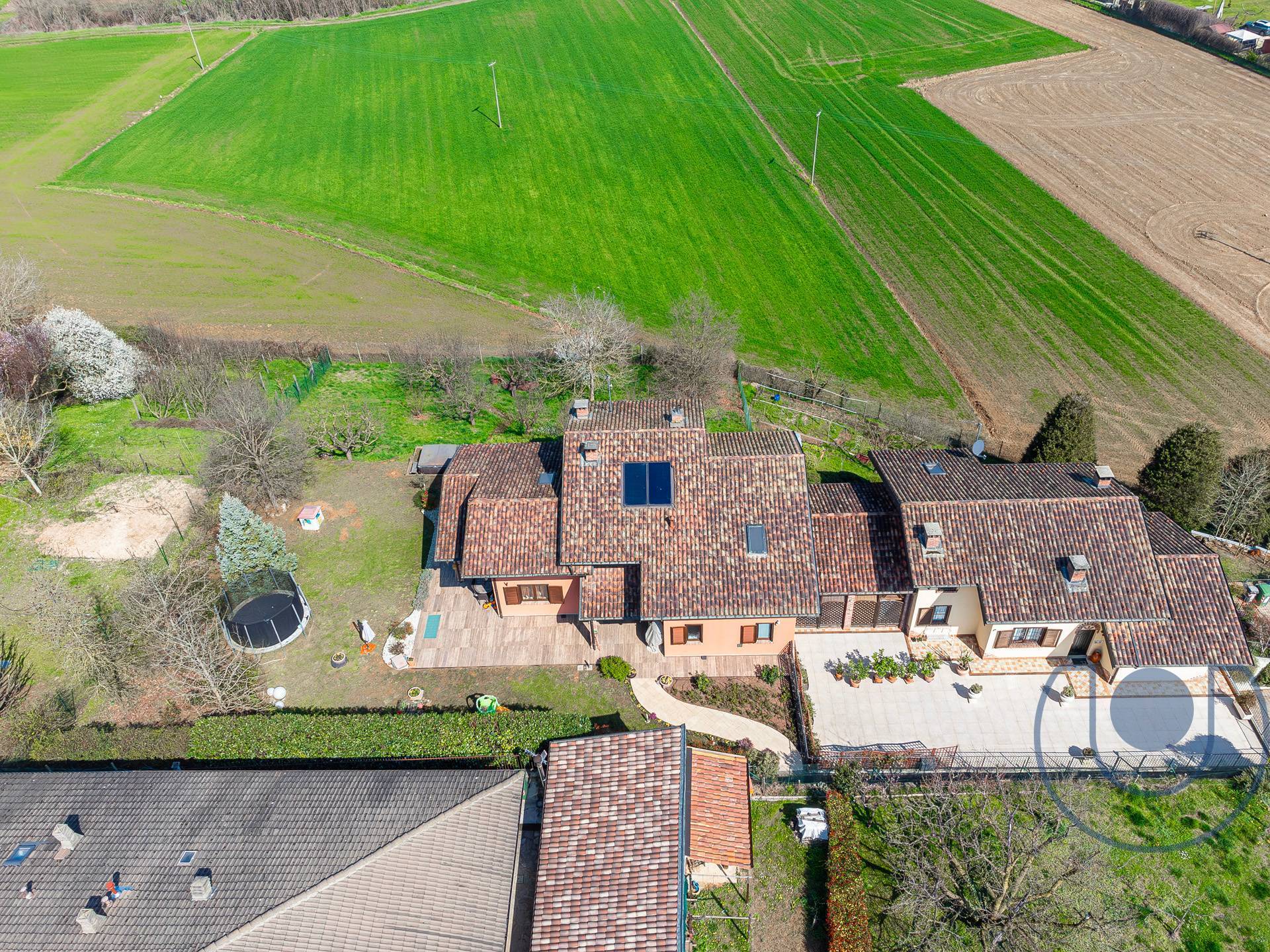 Villa in vendita a Cambiano, Semicentrale