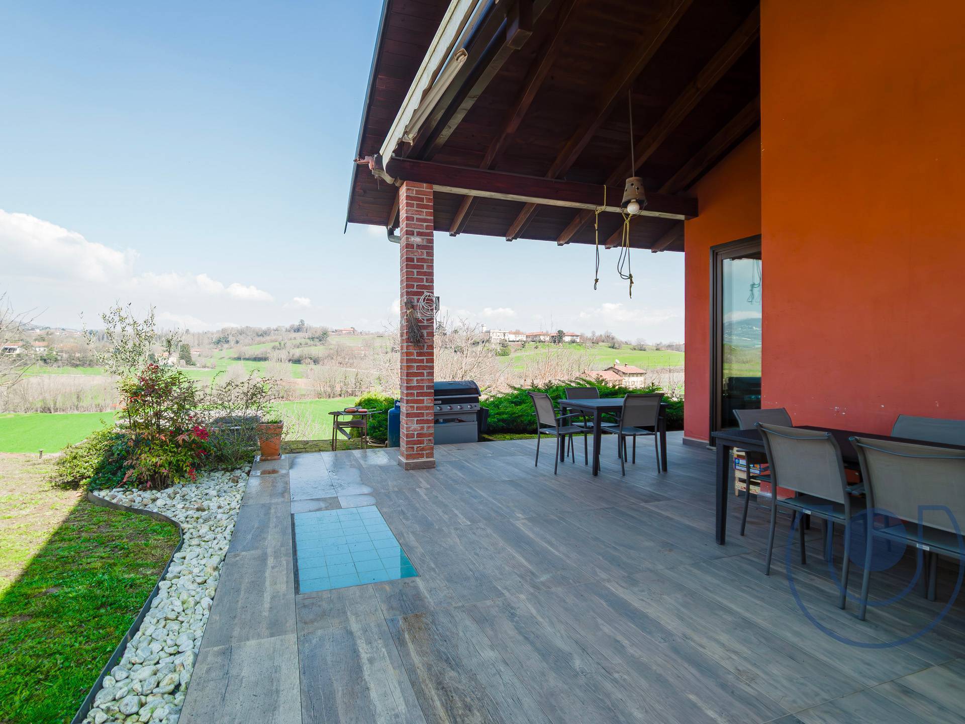 Villa in vendita a Cambiano, Semicentrale