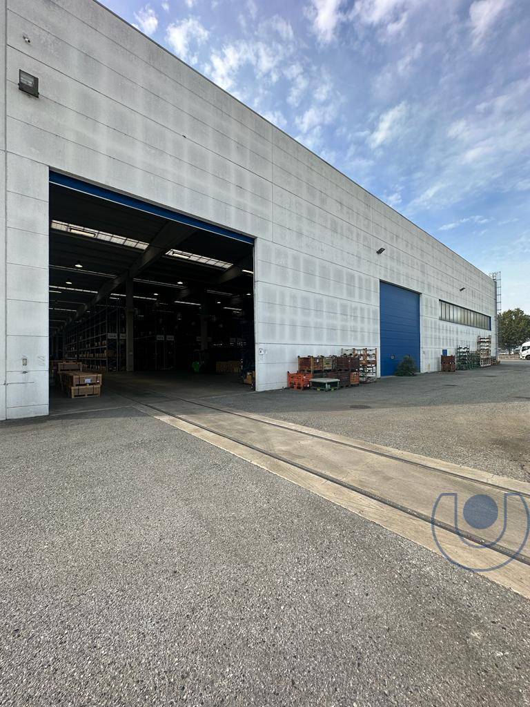 Capannone in affitto a Rivoli