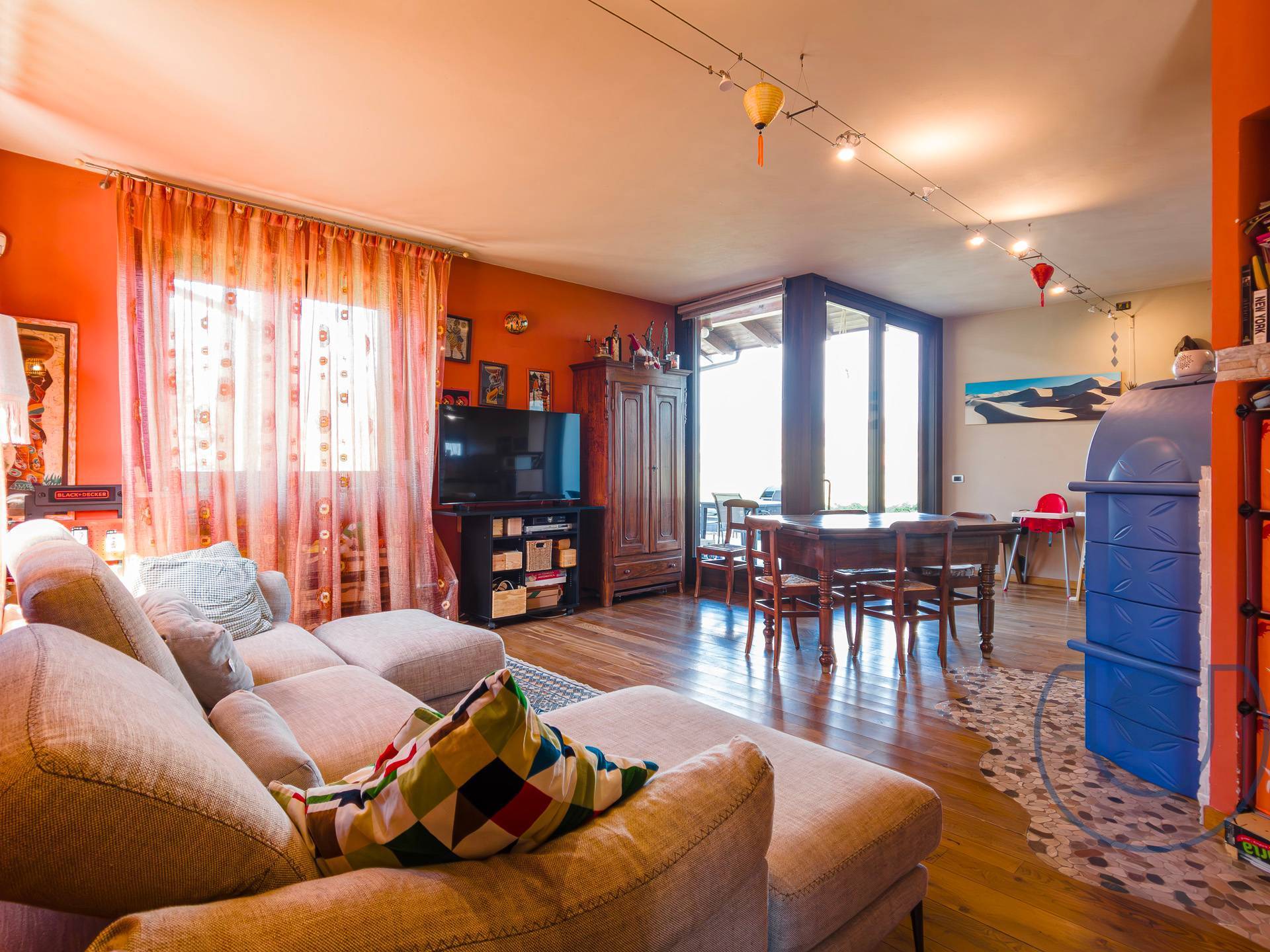 Villa in vendita a Cambiano, Semicentrale