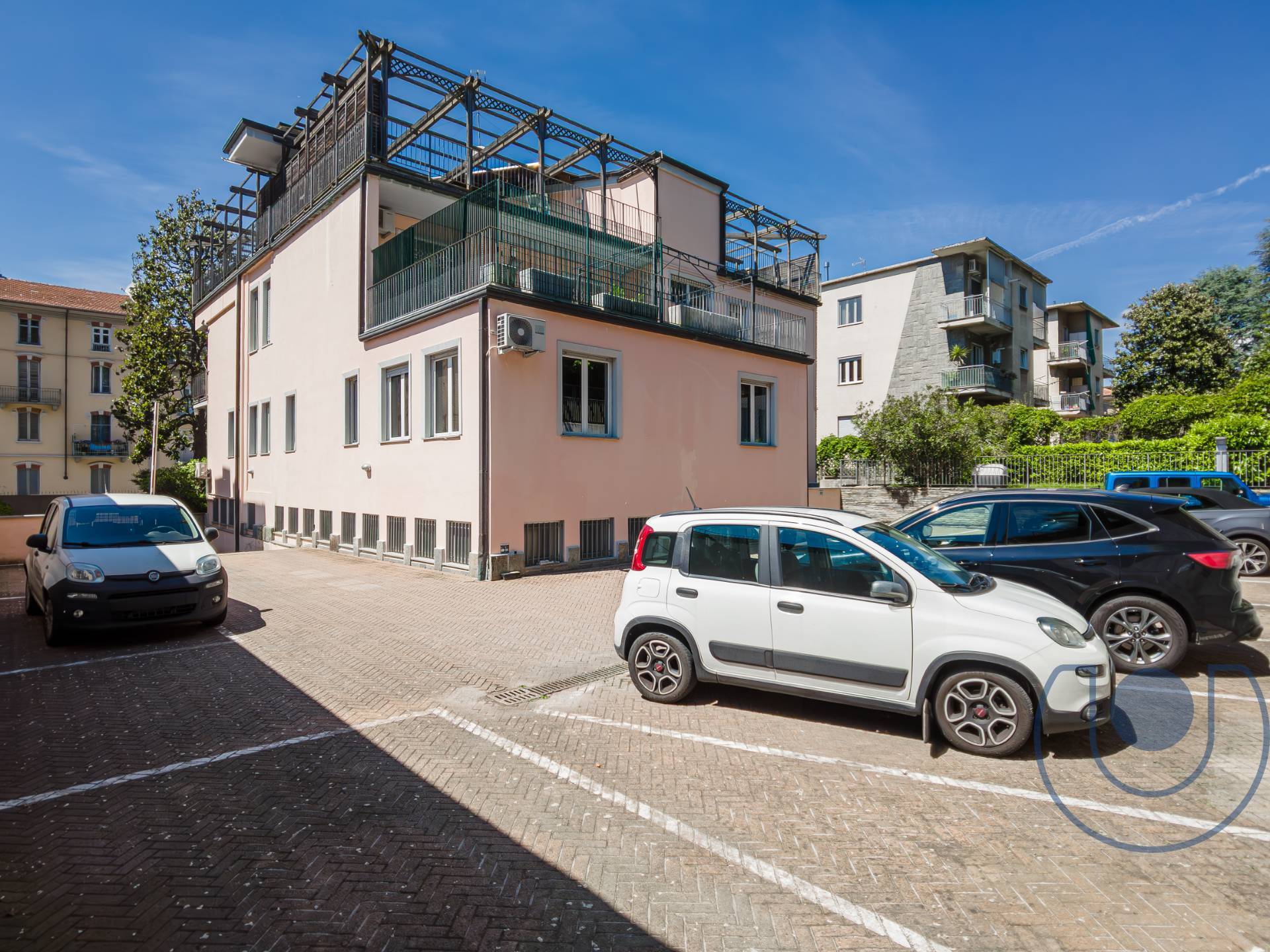 Stabile - Palazzo in vendita a Torino