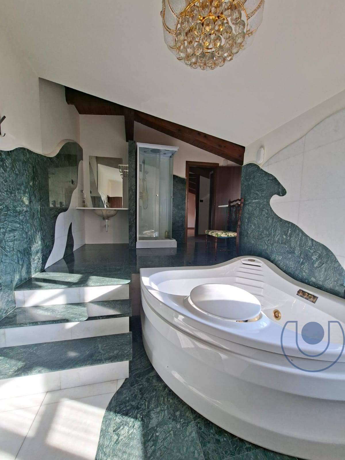 Appartamento in affitto a Moncalieri, Revigliasco