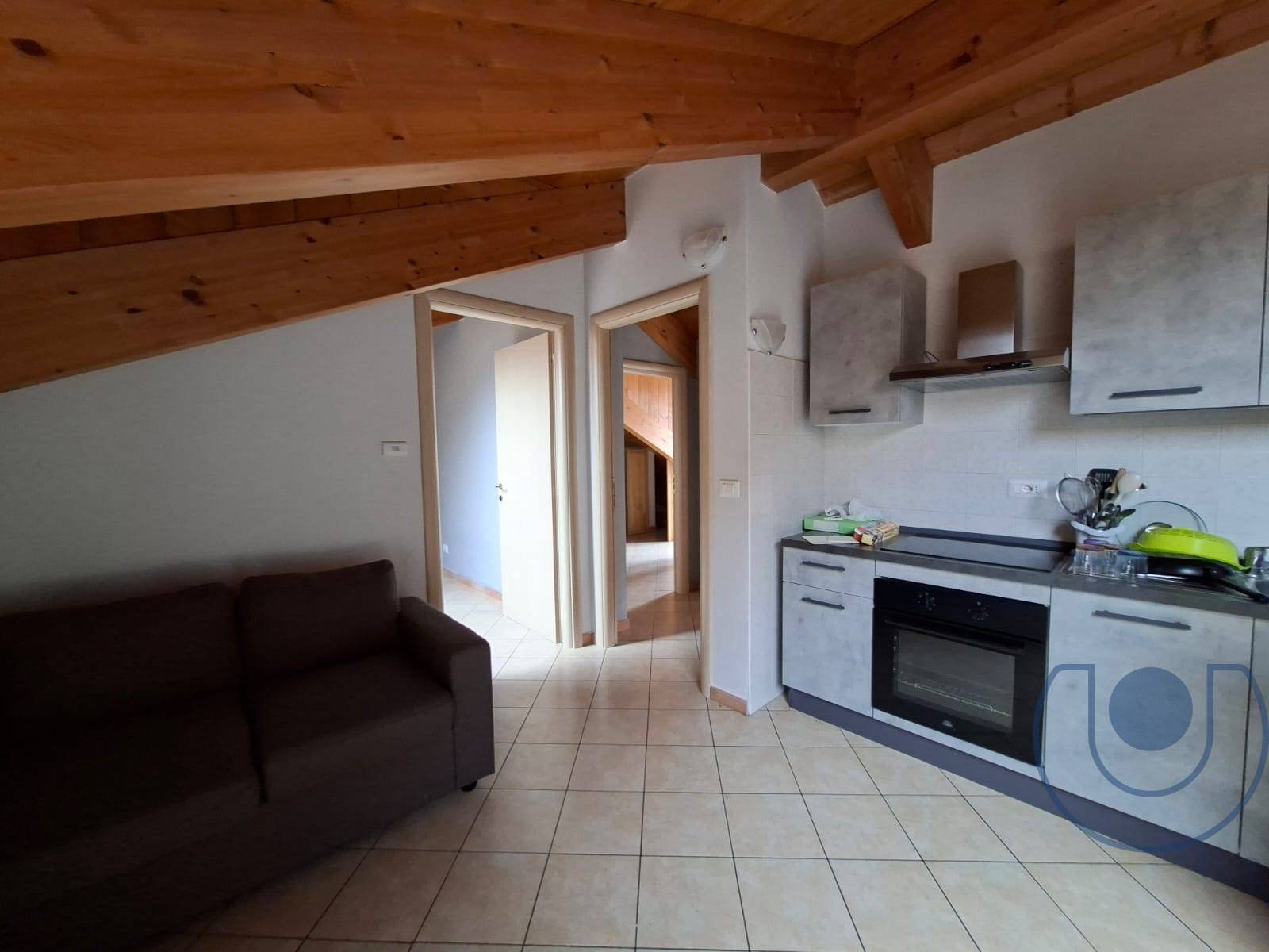 Mansarda in vendita a Moncalieri, Borgata Testona