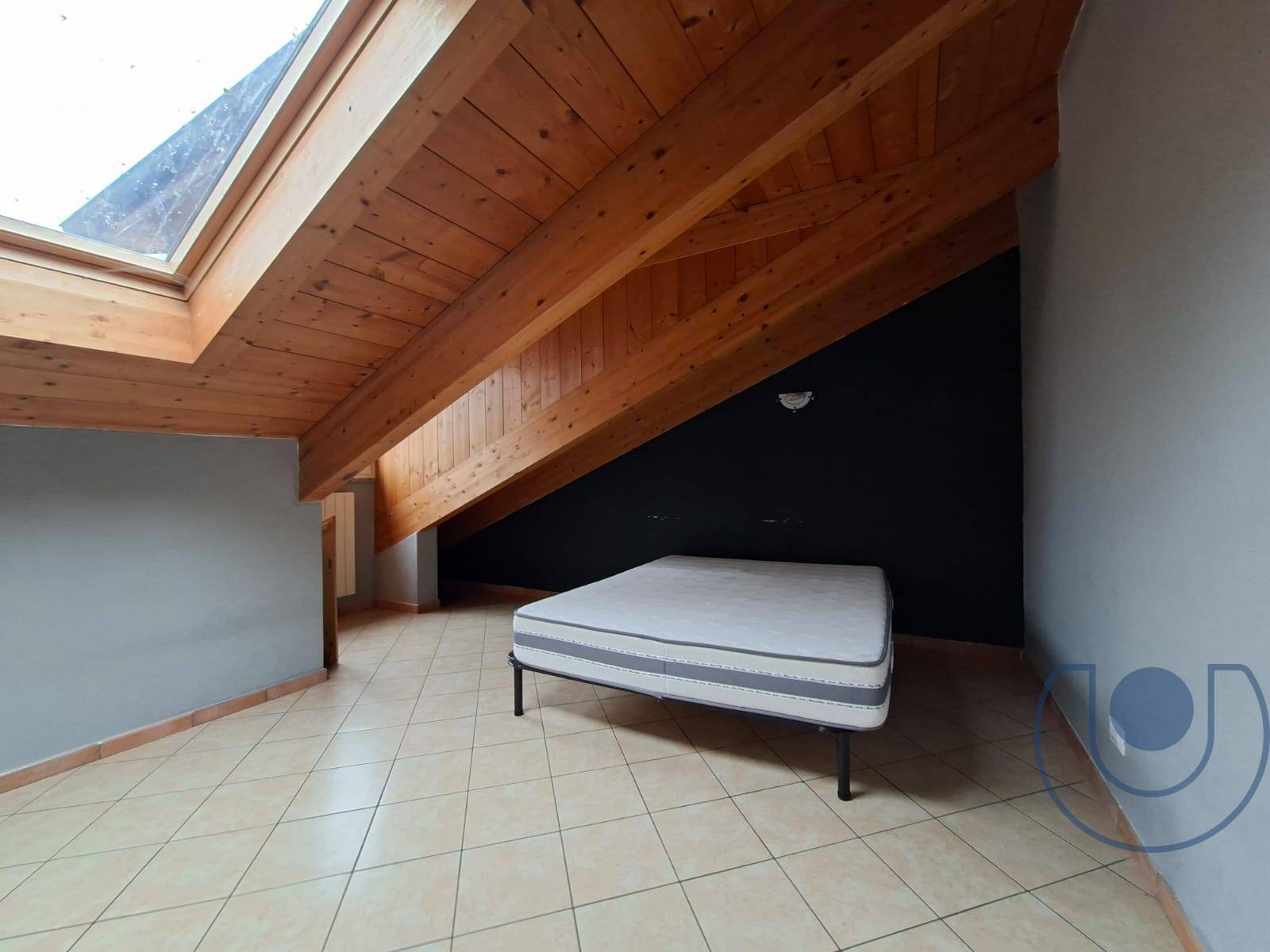 Mansarda in vendita a Moncalieri, Borgata Testona