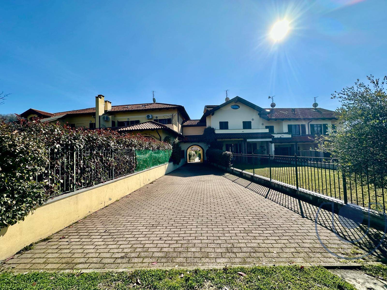 Villa in vendita a Castiglione Torinese, Castiglione Torinese