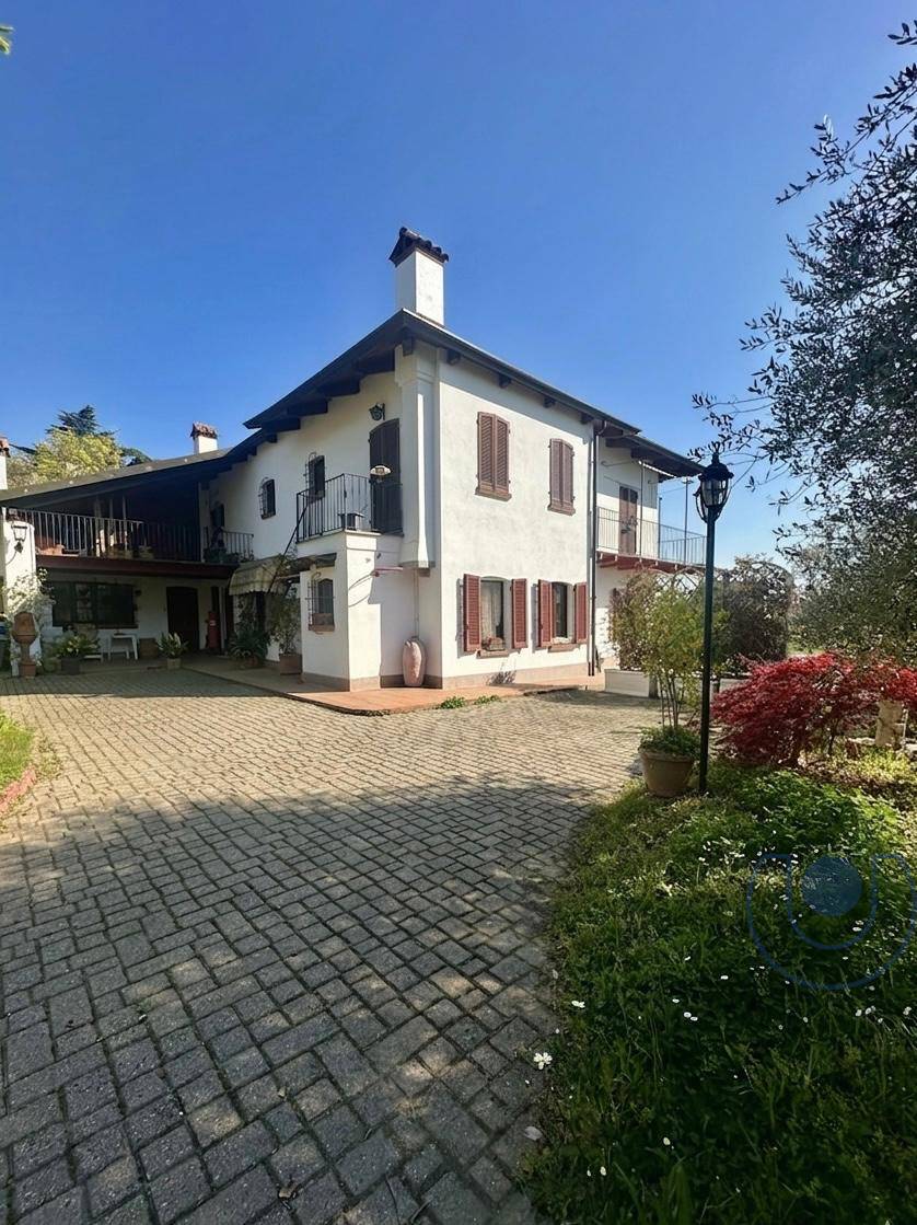 Casa indipendente in vendita a Pecetto Torinese, Eremo