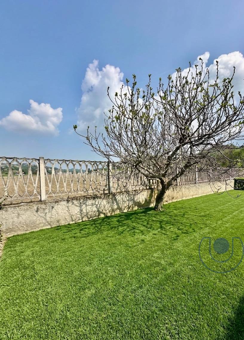 Appartamento in vendita a Pavarolo, Collina