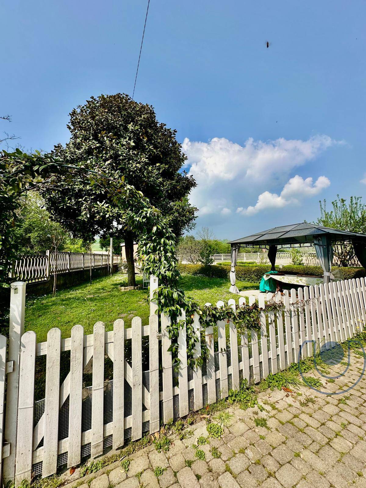 Appartamento in vendita a Pavarolo, Collina