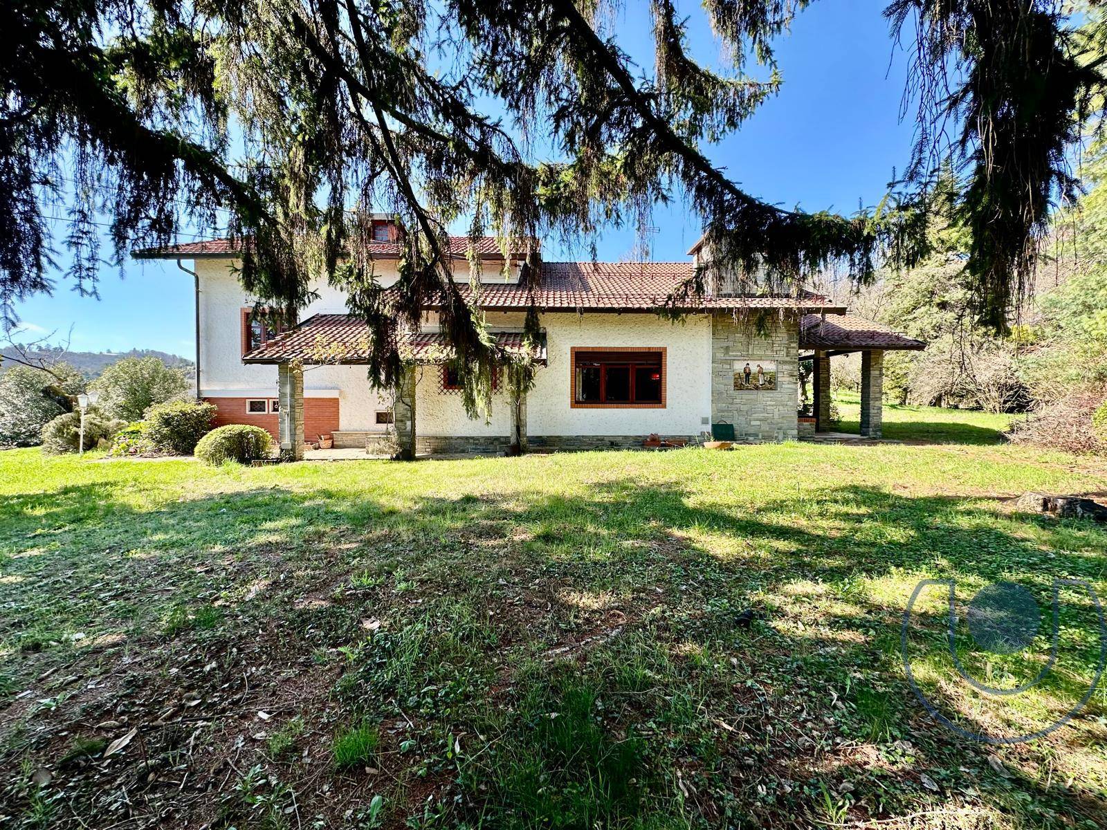 Villa in vendita a Moncalieri, Revigliasco