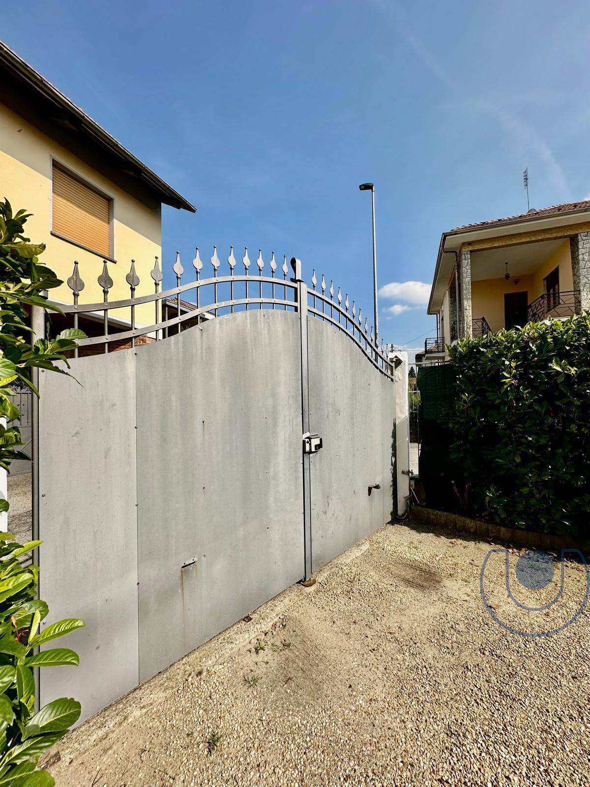Casa indipendente in vendita a Carignano, Centro