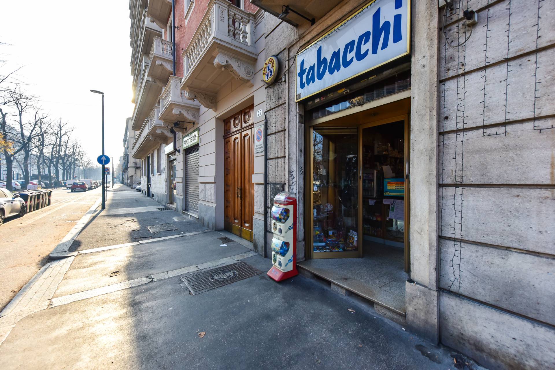 Attivit Commerciale - Tabaccheria in vendita a Torino, Campidoglio