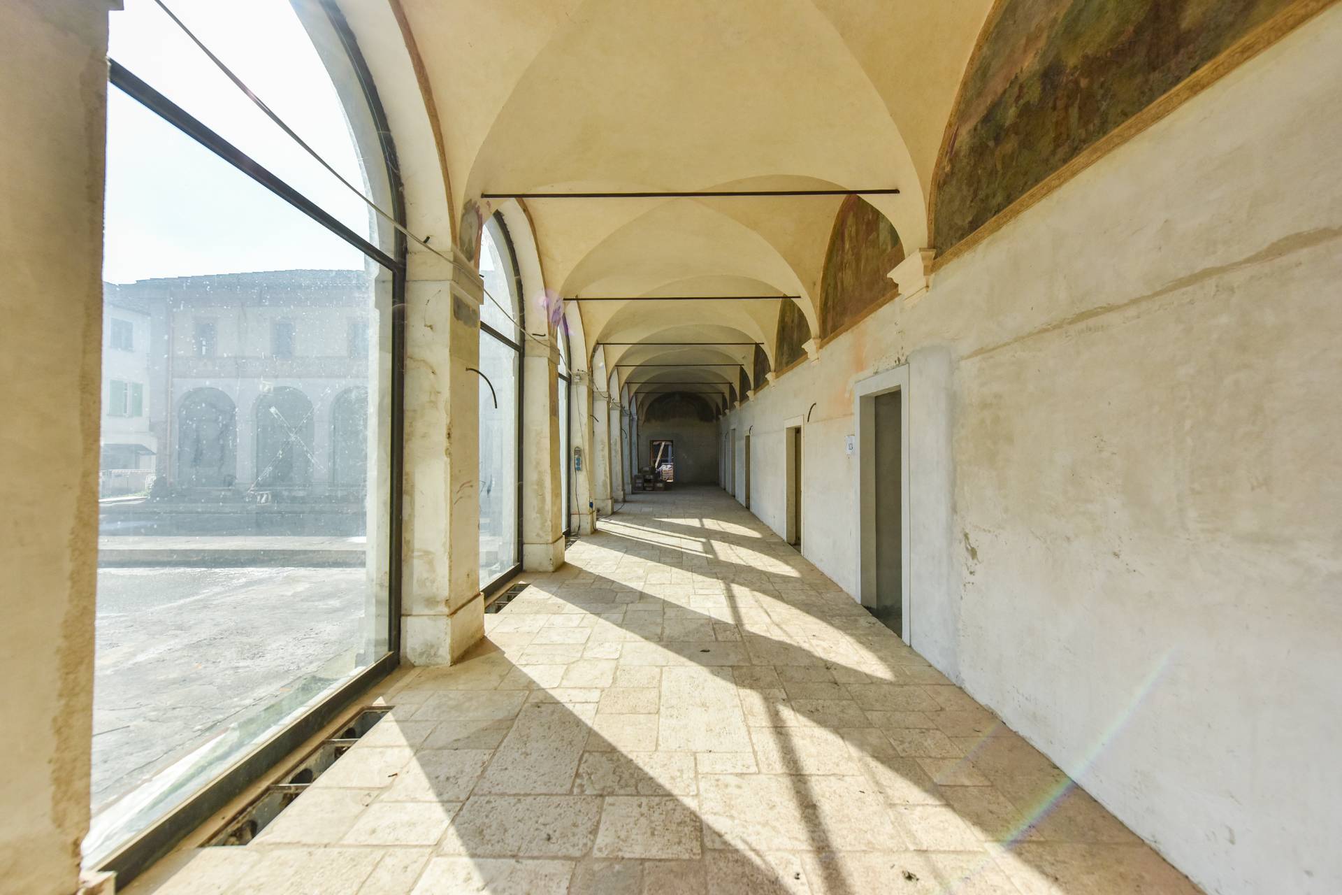 Appartamento in vendita a Chivasso, Centro