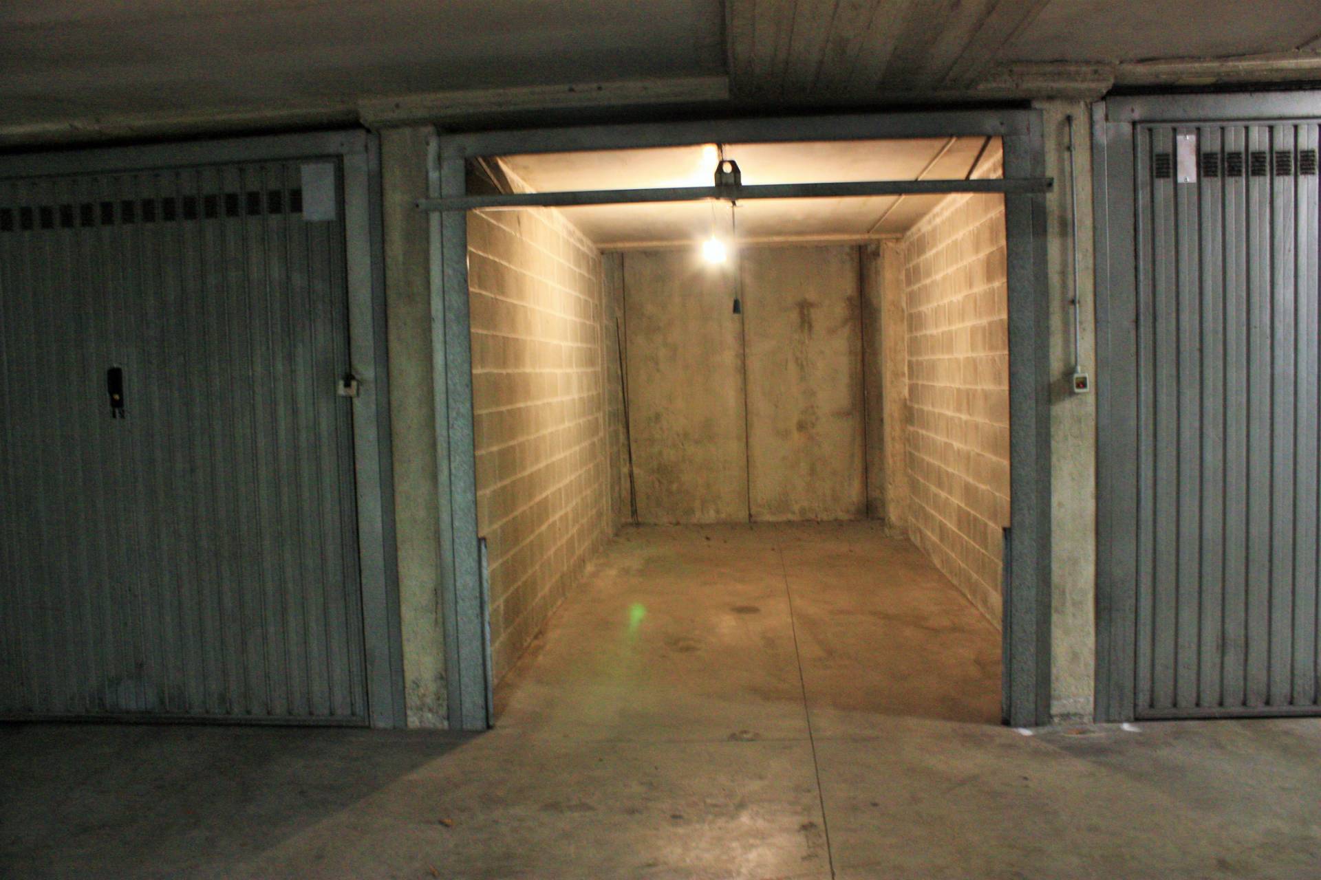 Box o garage in vendita a Torino, San Donato