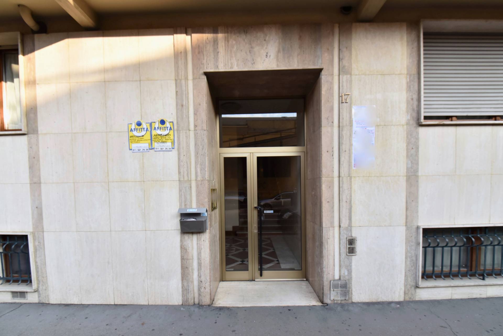 Magazzino in vendita a Torino, Nizza Millefonti