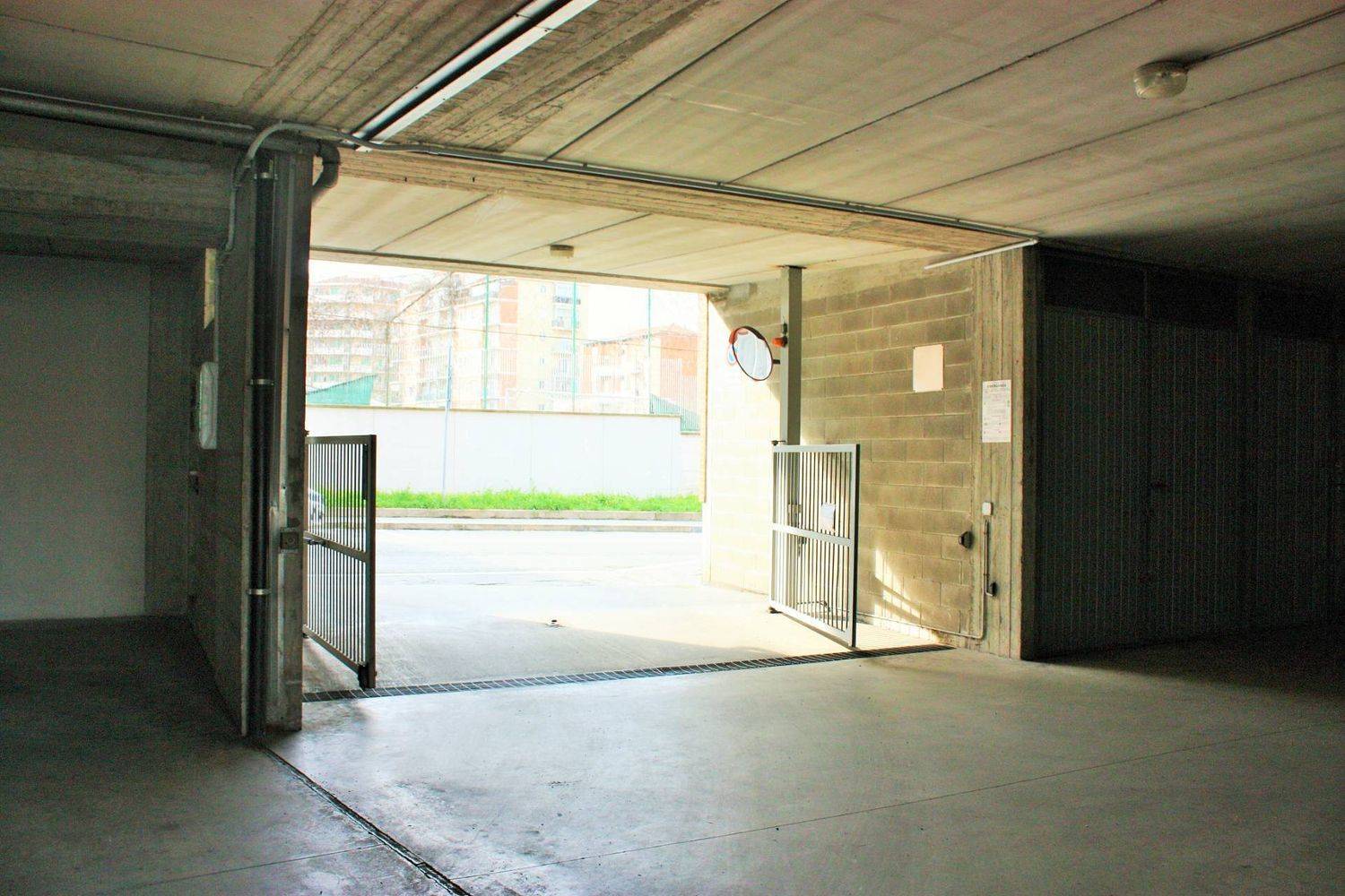 Box o garage in affitto a Torino