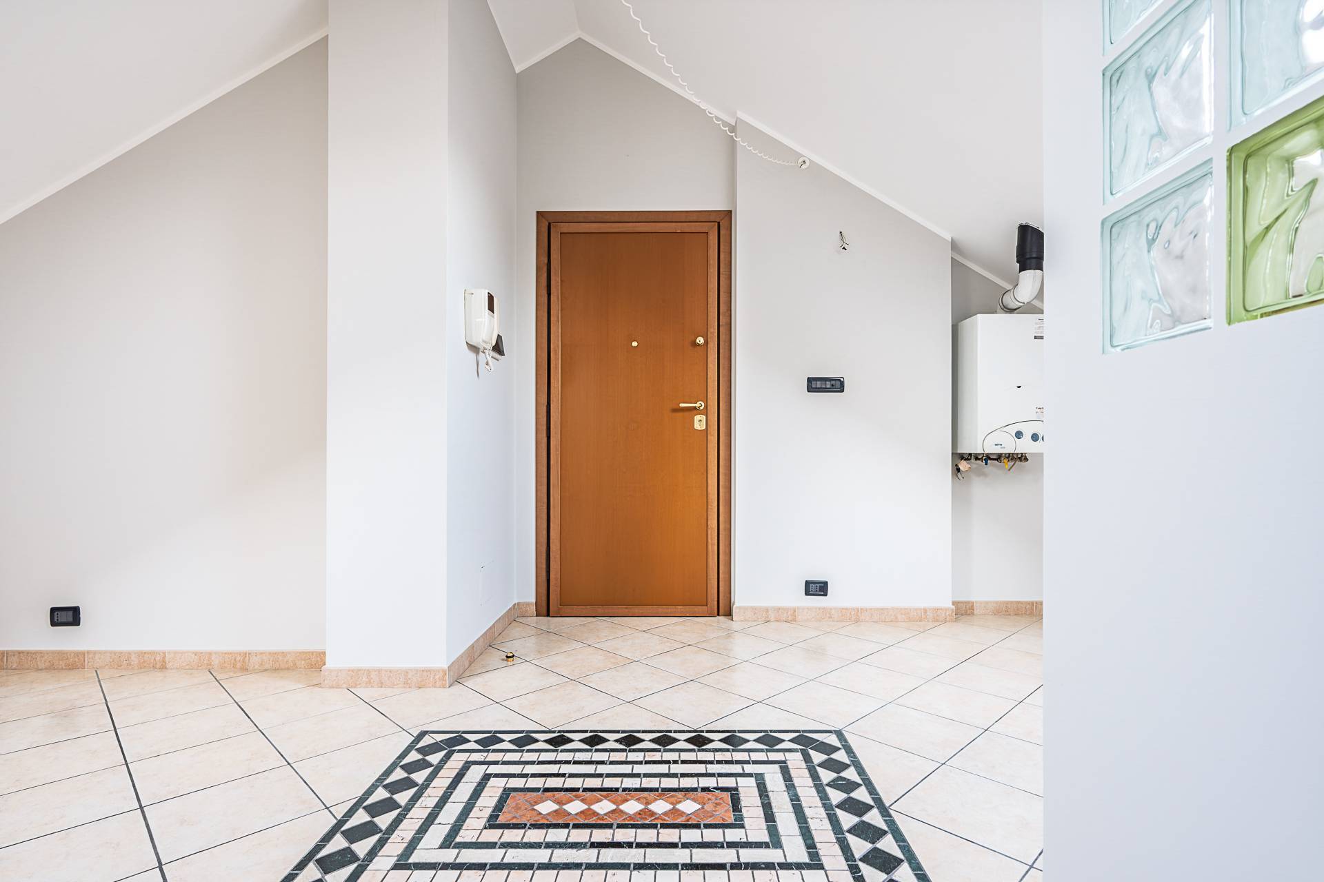 Mansarda in vendita a Torino, Santa Rita