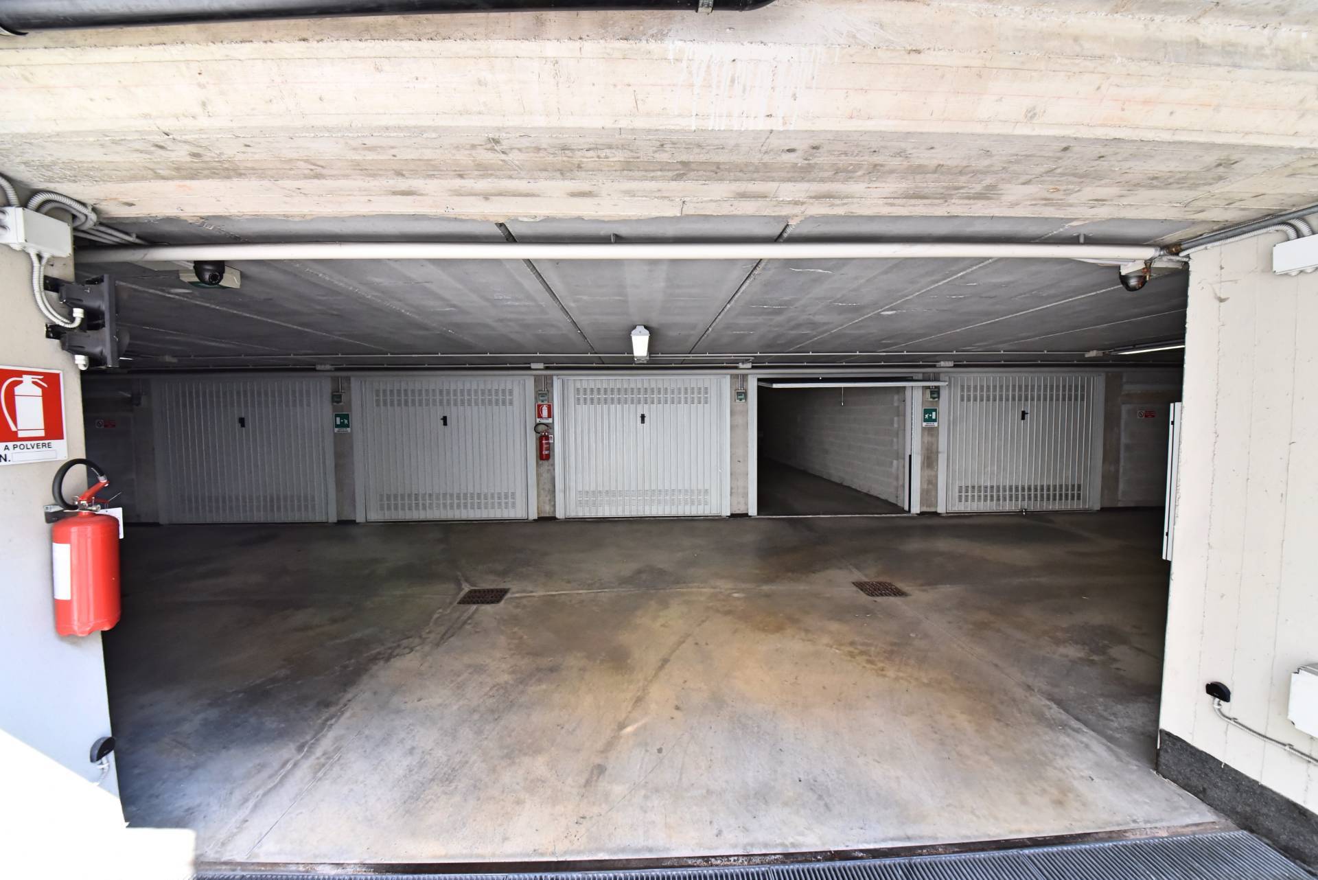 Box o garage in vendita a Torino, San Salvario