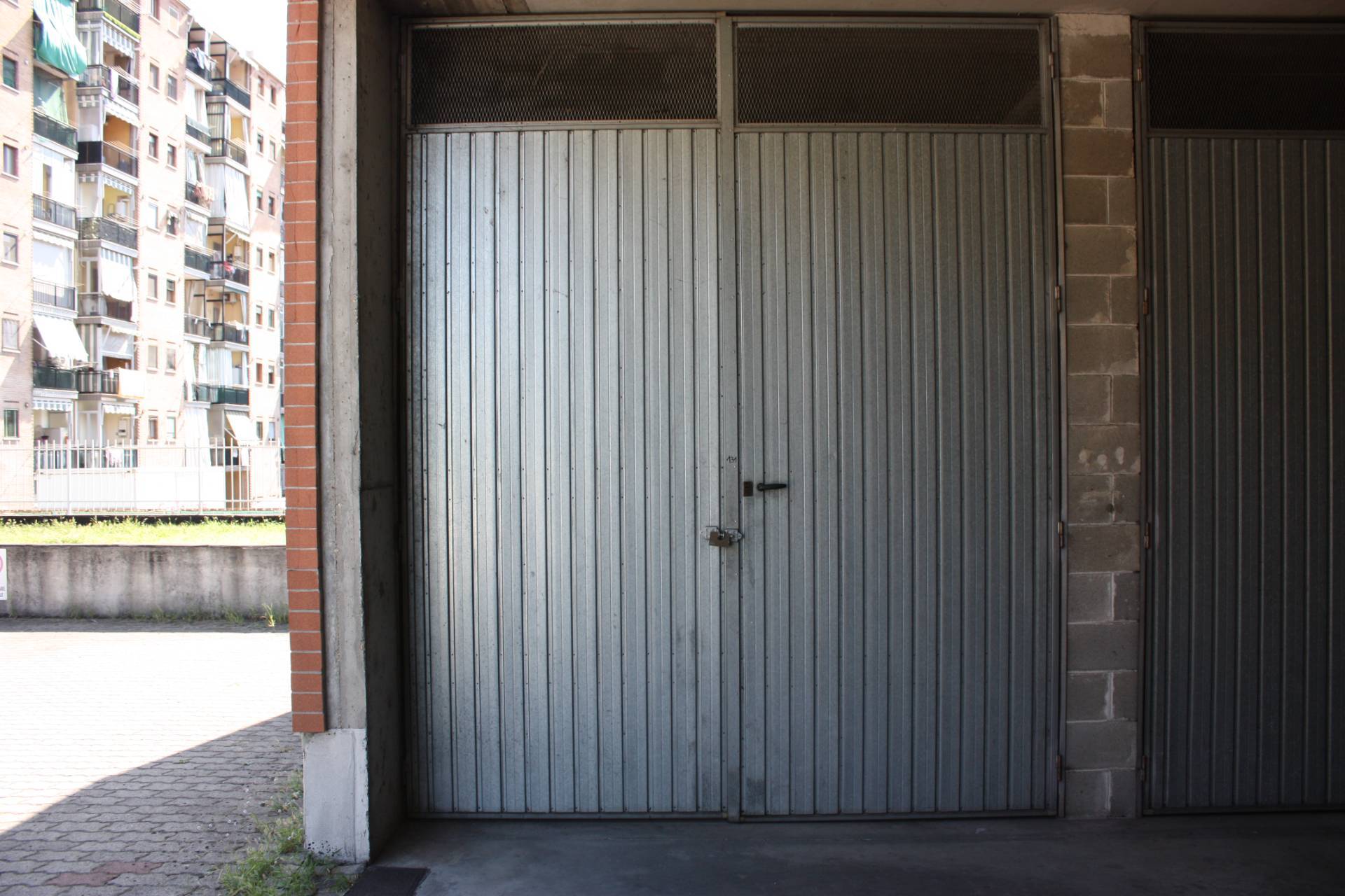 Box o garage in affitto a Torino, Barriera Milano