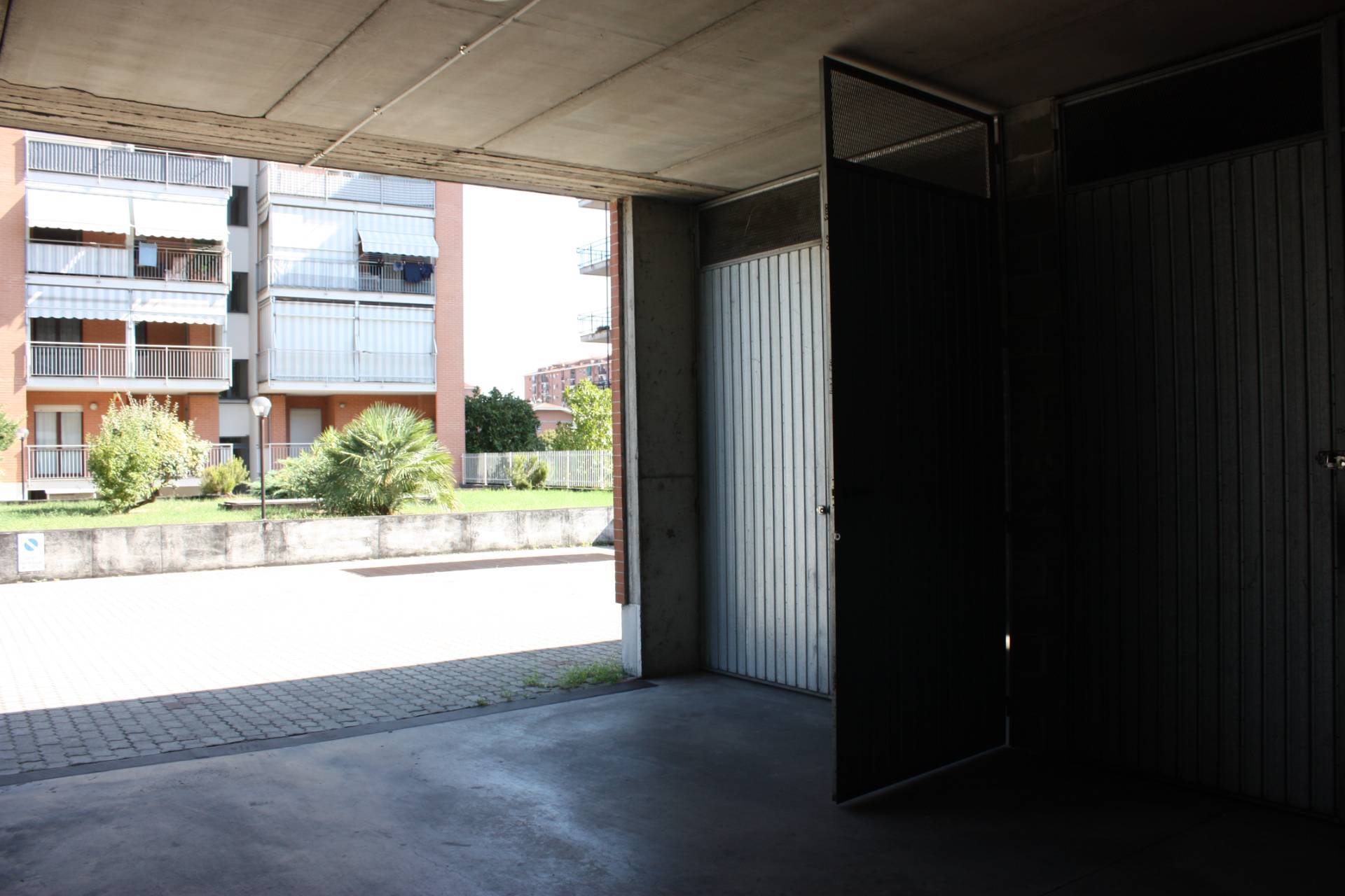 Box o garage in affitto a Torino, Barriera Milano