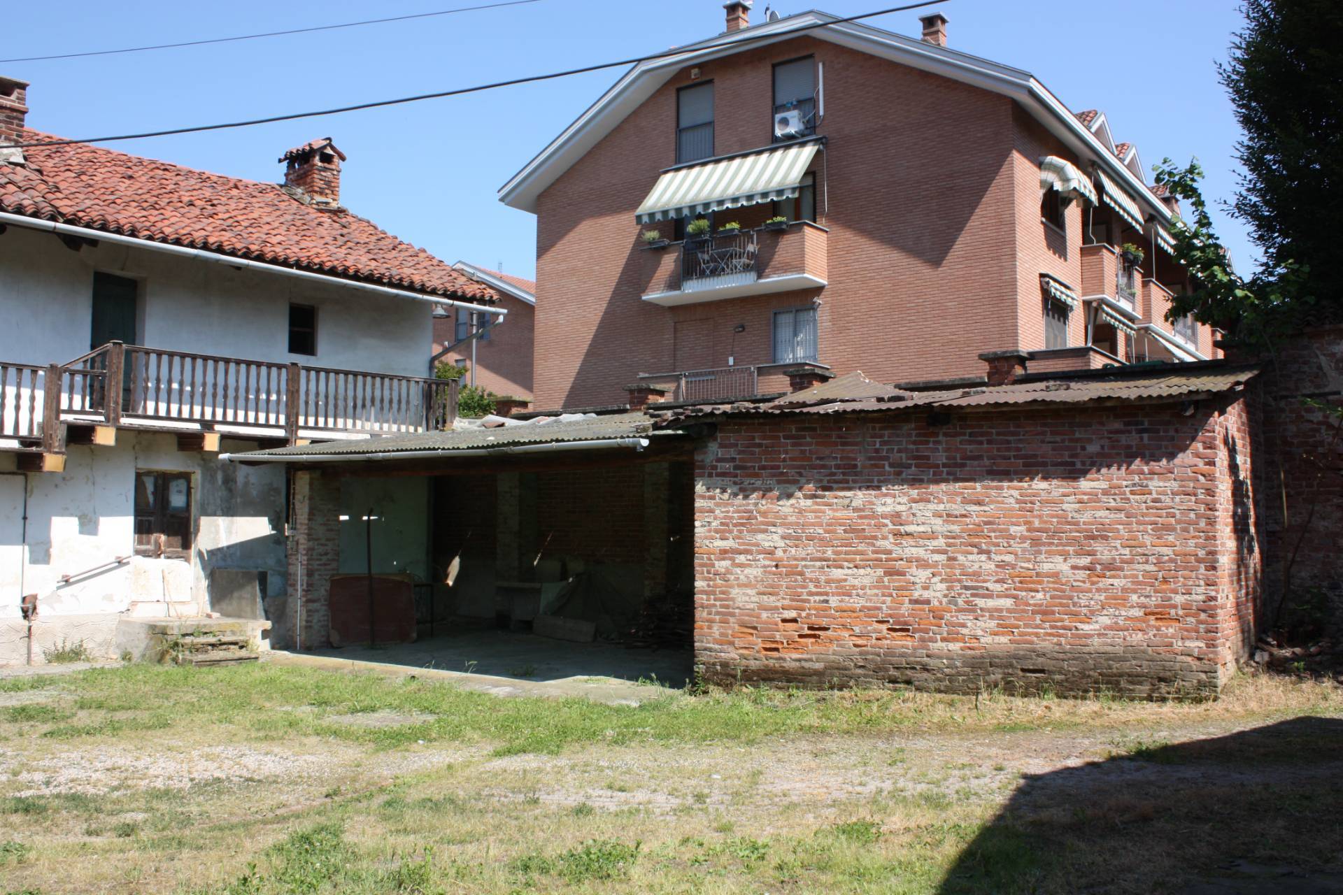 Casa indipendente in vendita a Vinovo, Centrale