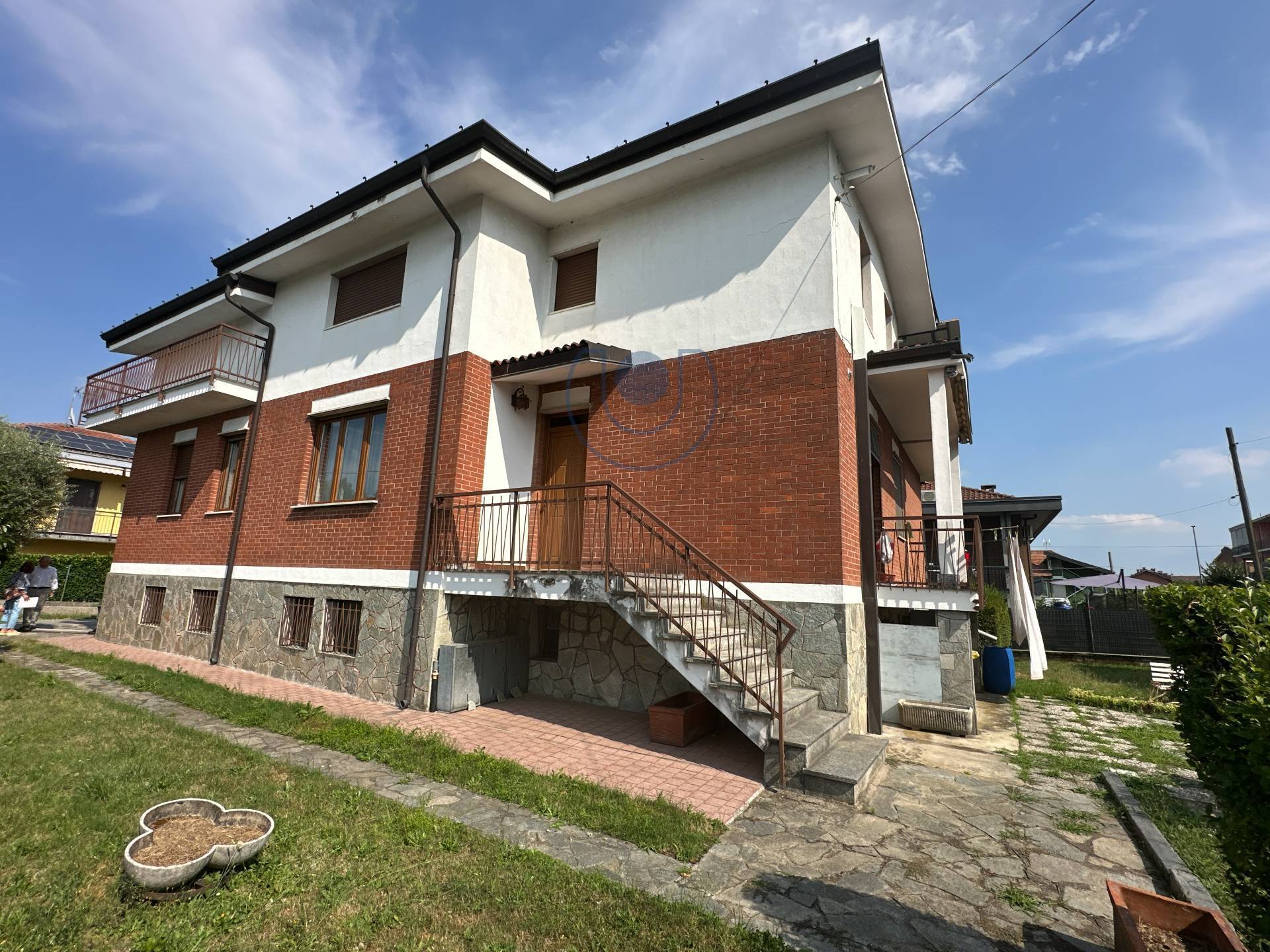 Villa Bifamiliare in vendita a Caselle Torinese, Caselle Torinese