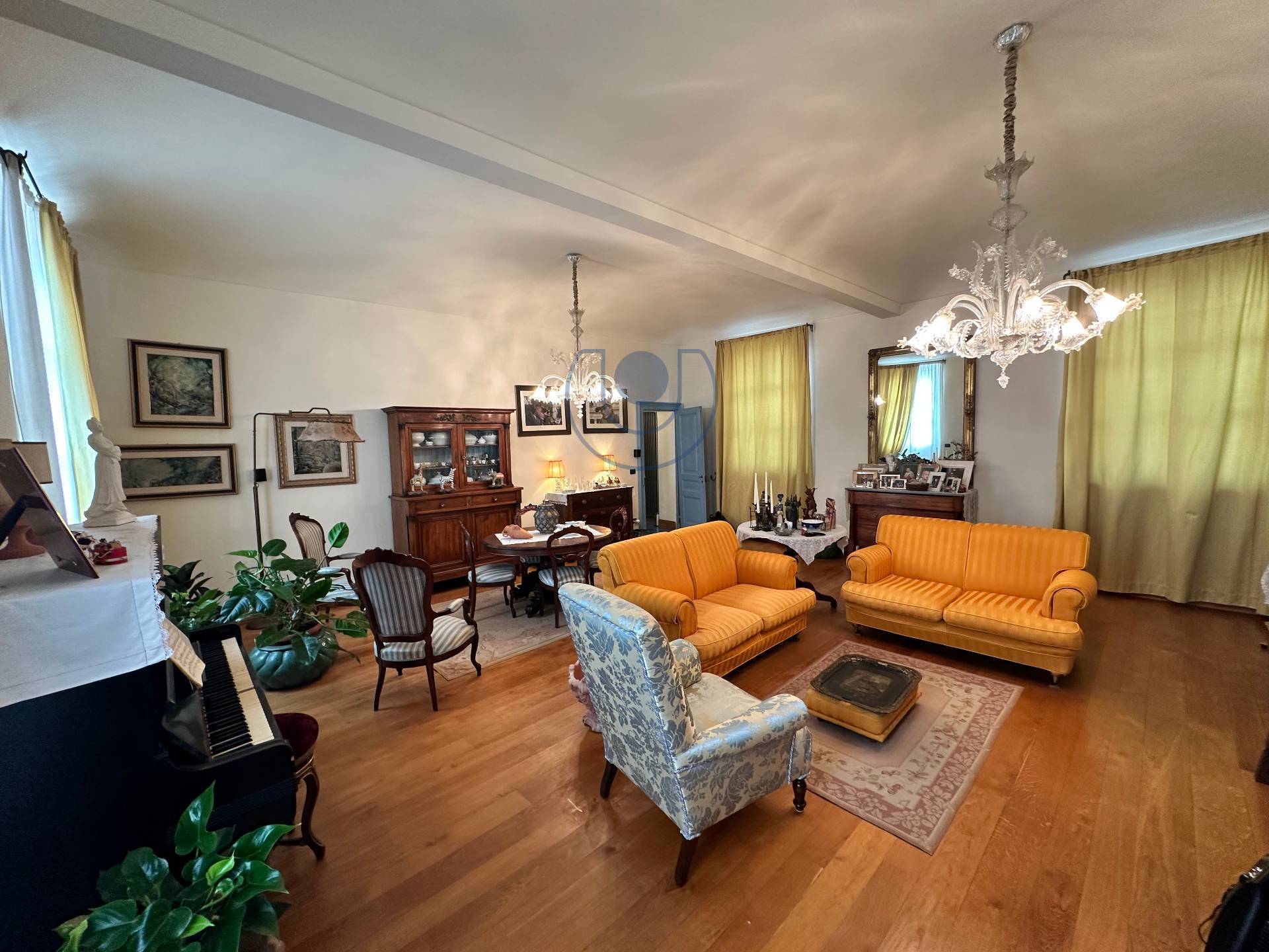 Villa Storica in vendita a Caluso, Vallo