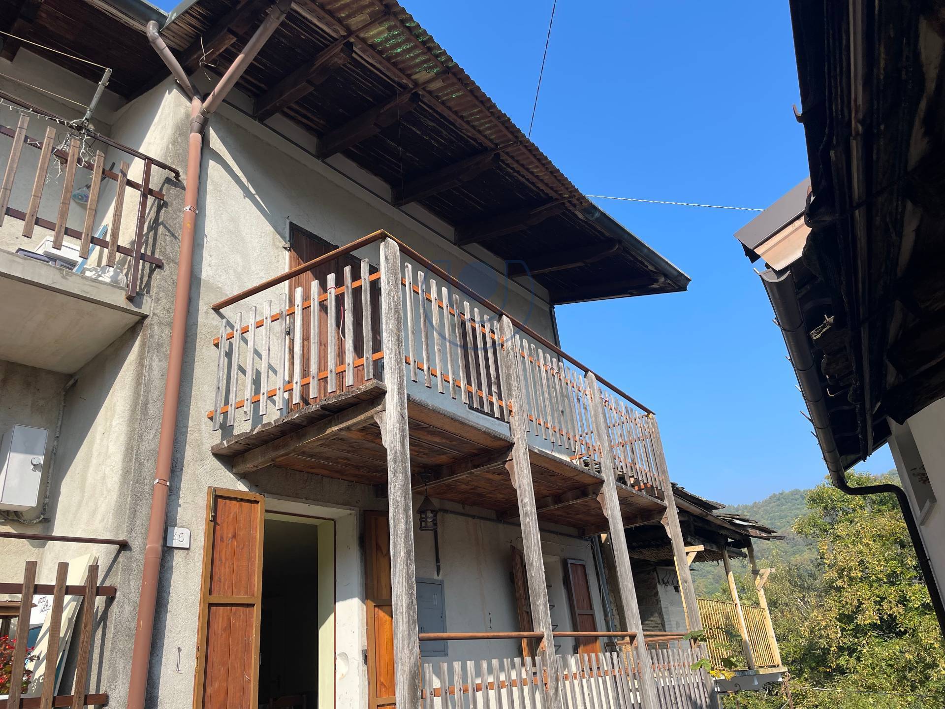 Porzione di casa in vendita a Giaveno, Borgata Maddalena