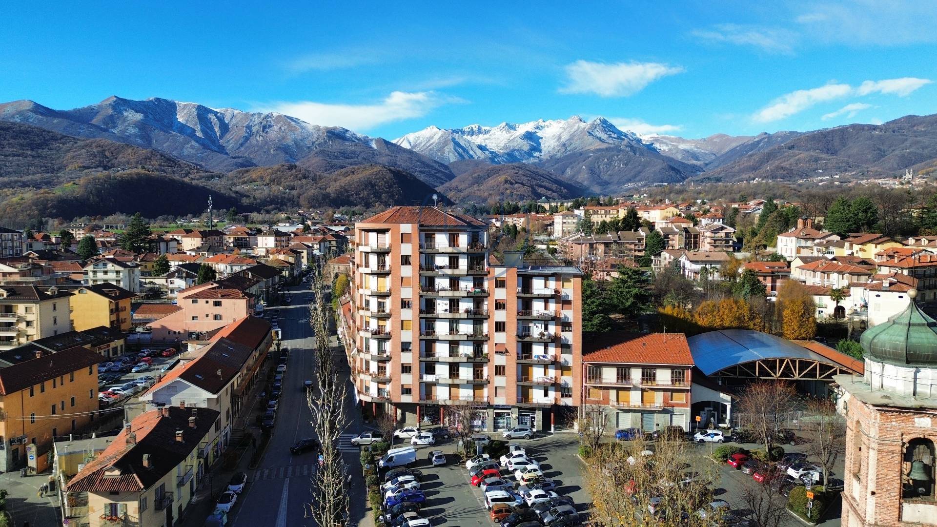 Appartamento in vendita a Giaveno, Centro