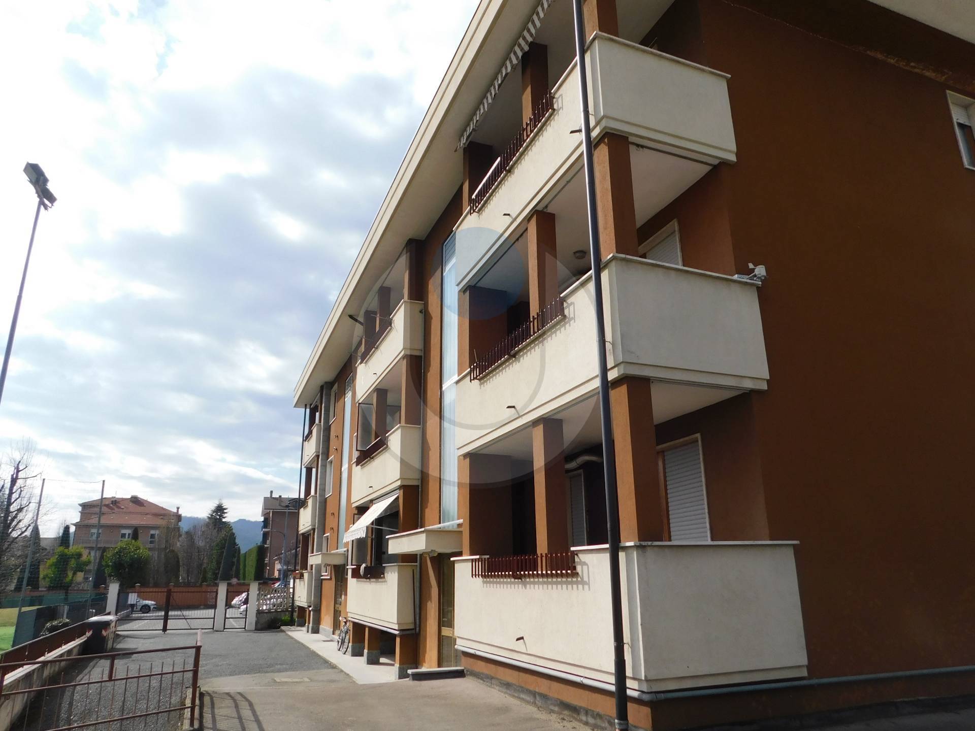 Appartamento in vendita a Giaveno, Centro