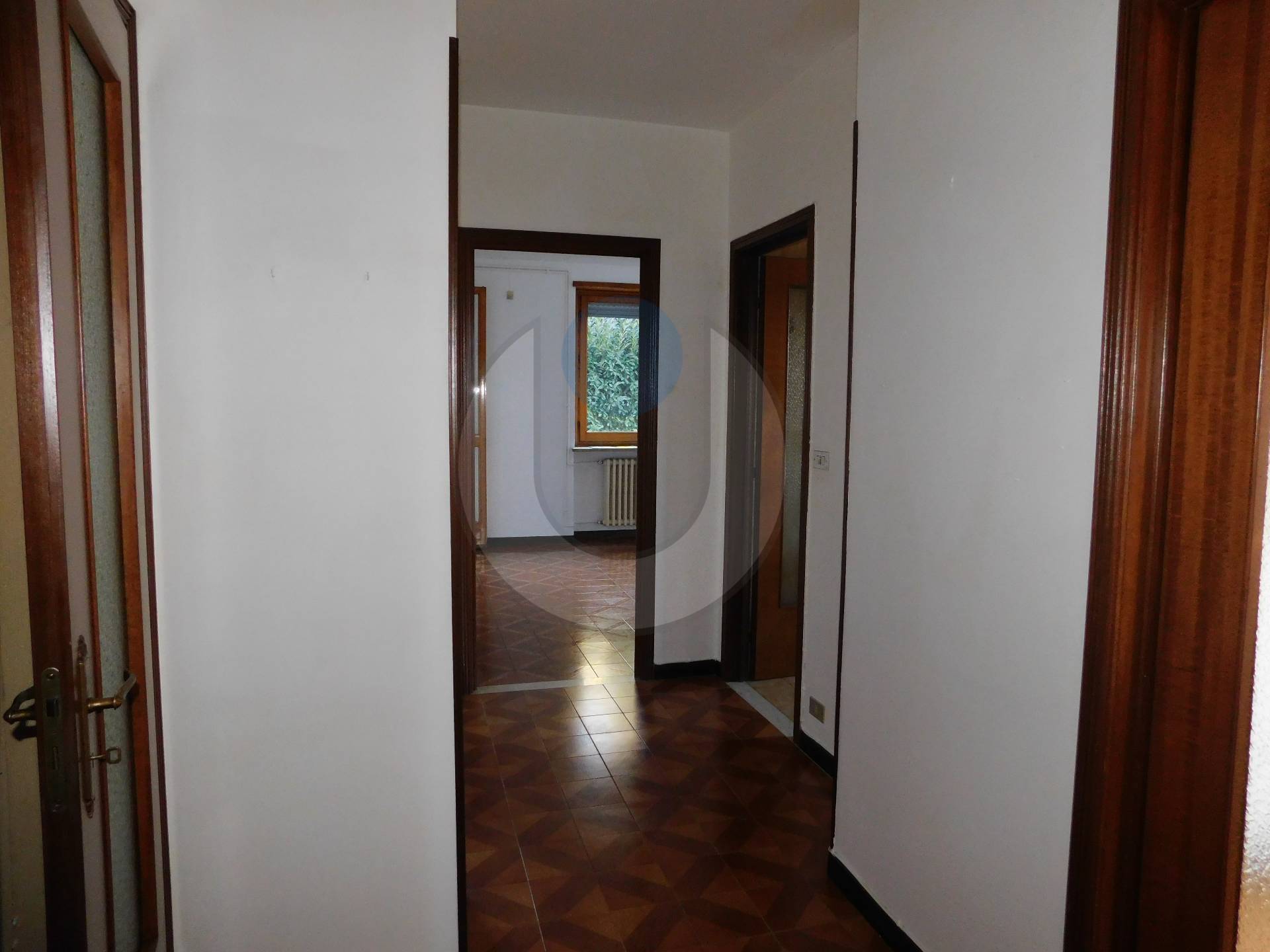 Appartamento in vendita a Giaveno, Centro