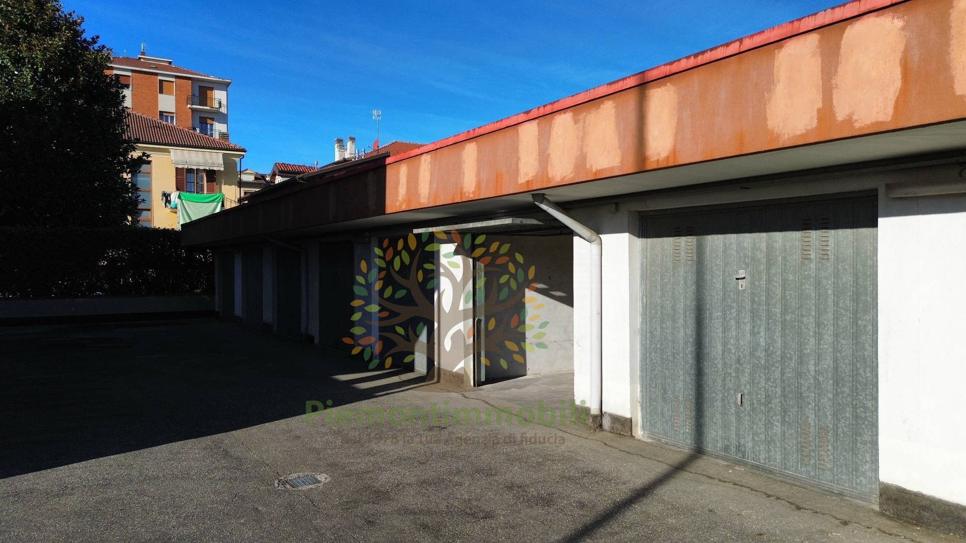 Box o garage in affitto a Giaveno, Centro