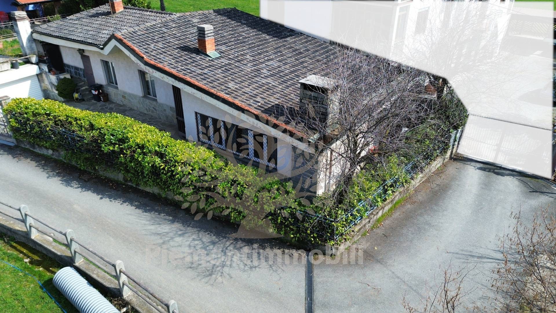 Casa indipendente in vendita a Coazze, Comodo Al Centro