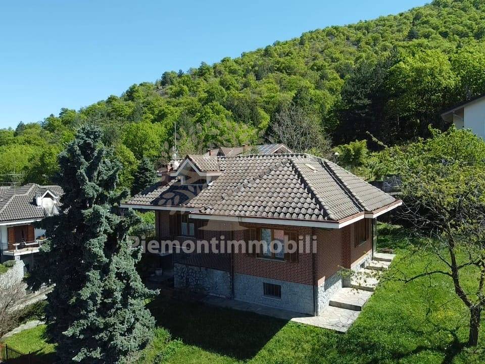 Villa in vendita a Trana, Villaggio Biellese
