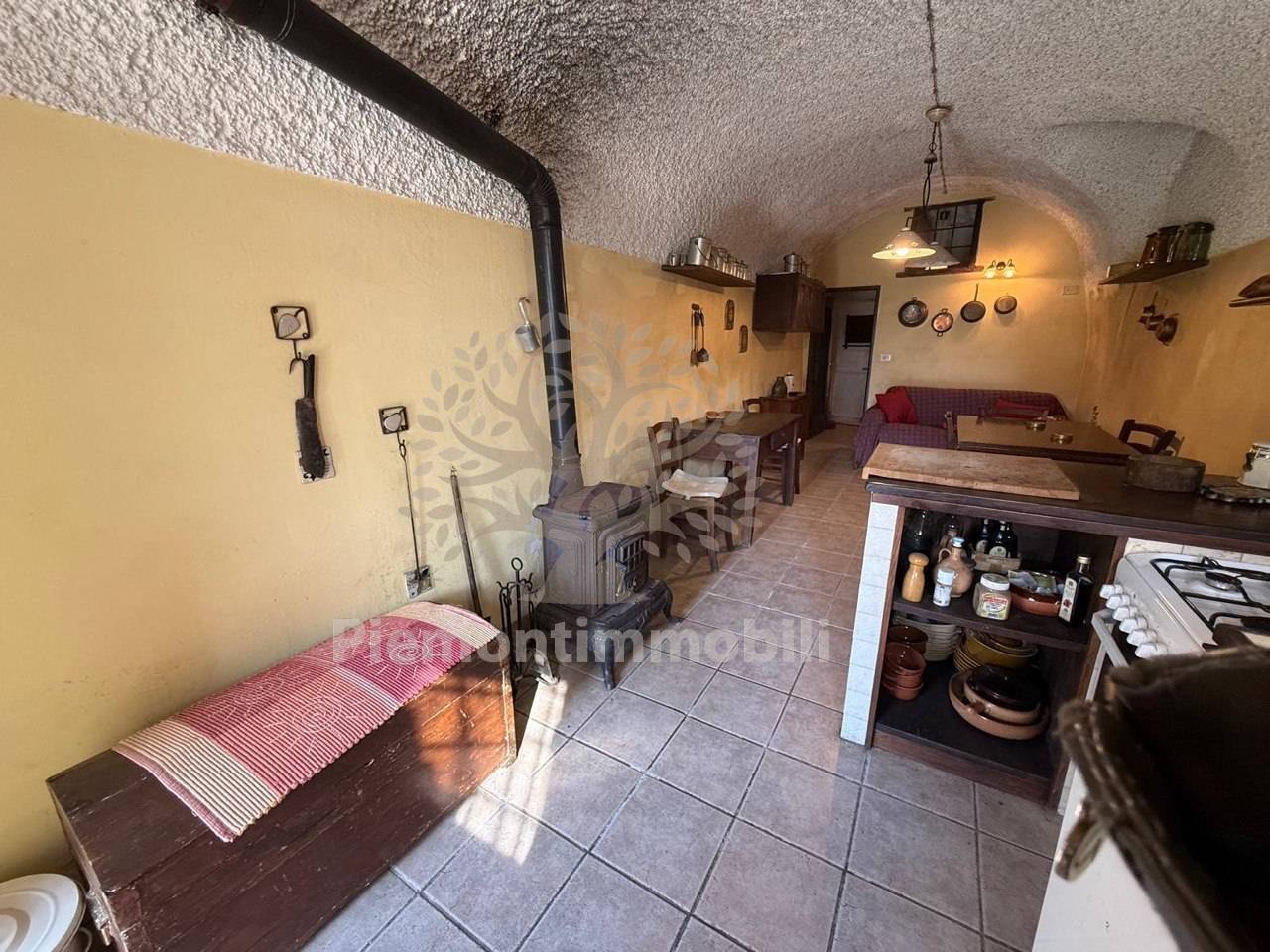Stabile - Palazzo in vendita a Sampeyre