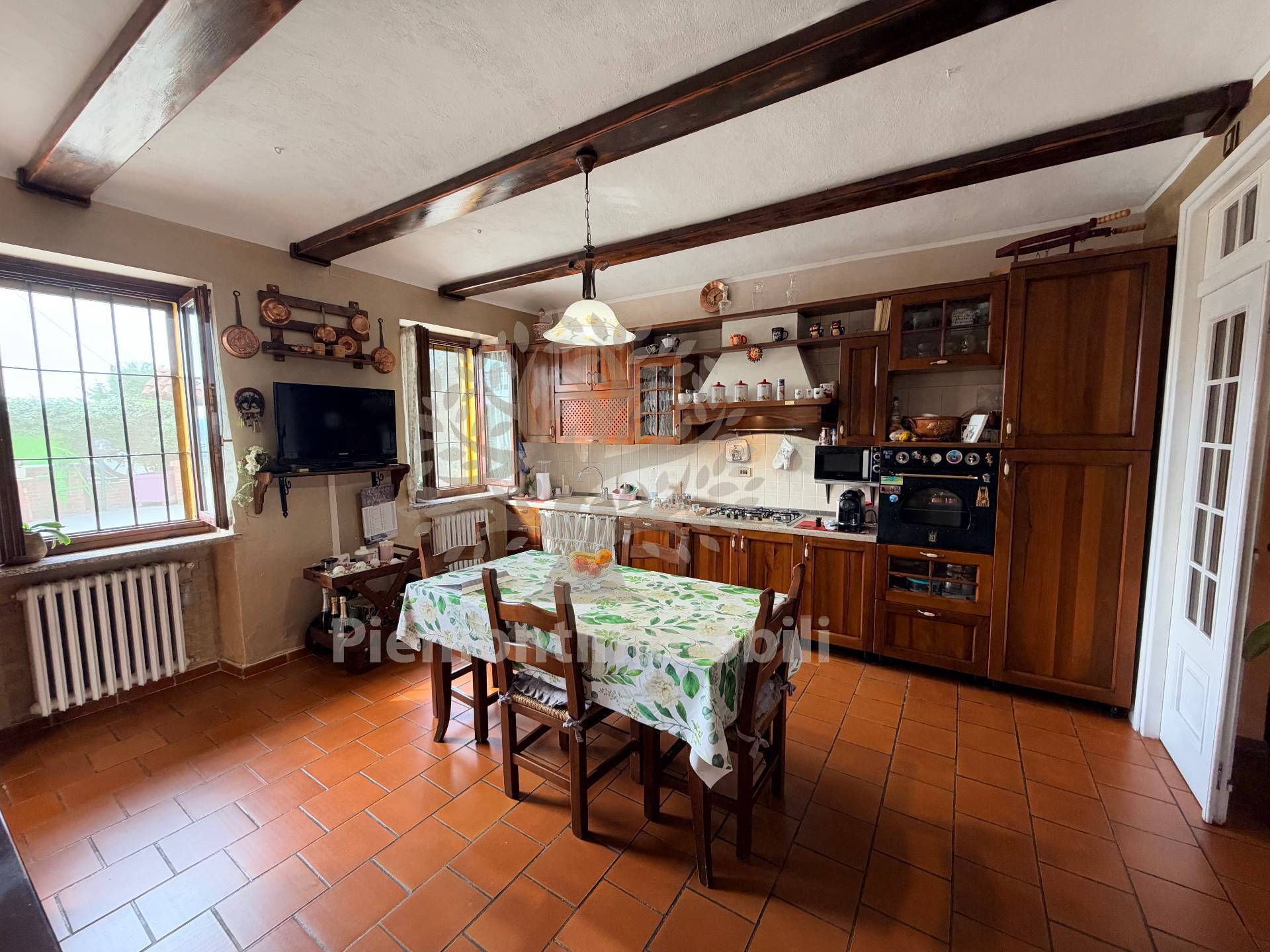 Casa indipendente in vendita a Canale