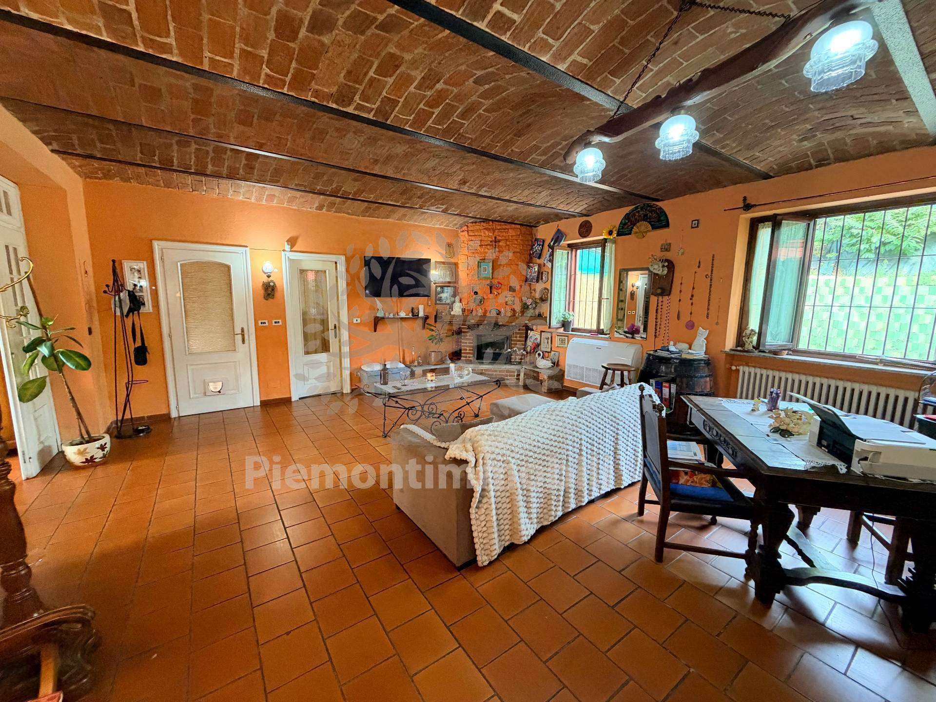 Casa indipendente in vendita a Canale
