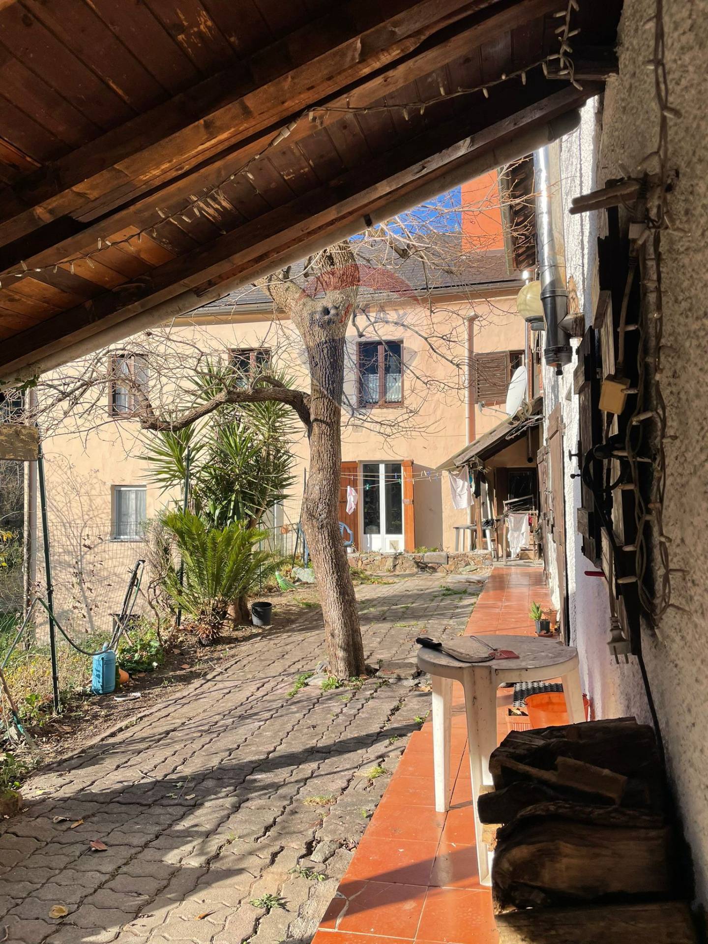 Casa Semindipendente in vendita a Savona, Santuario