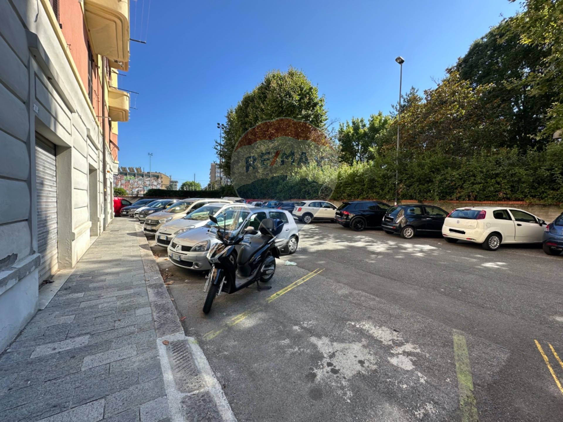 Garage/Box in vendita a Savona, Centro